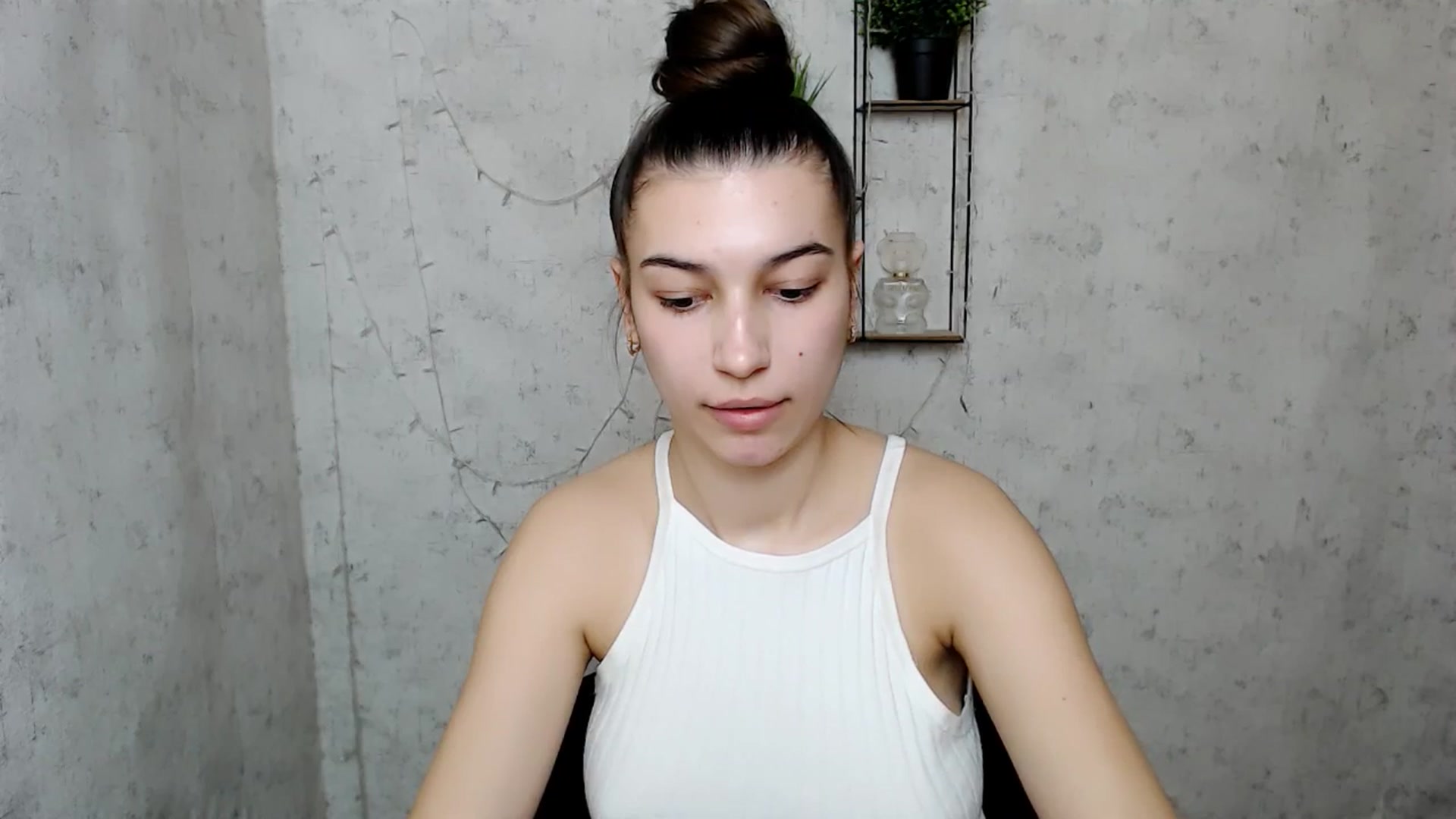 Gallery image thumbnail from PolaKim_'s myfreecams stream on, 03/24/2025, 08:57 image 18 of 20