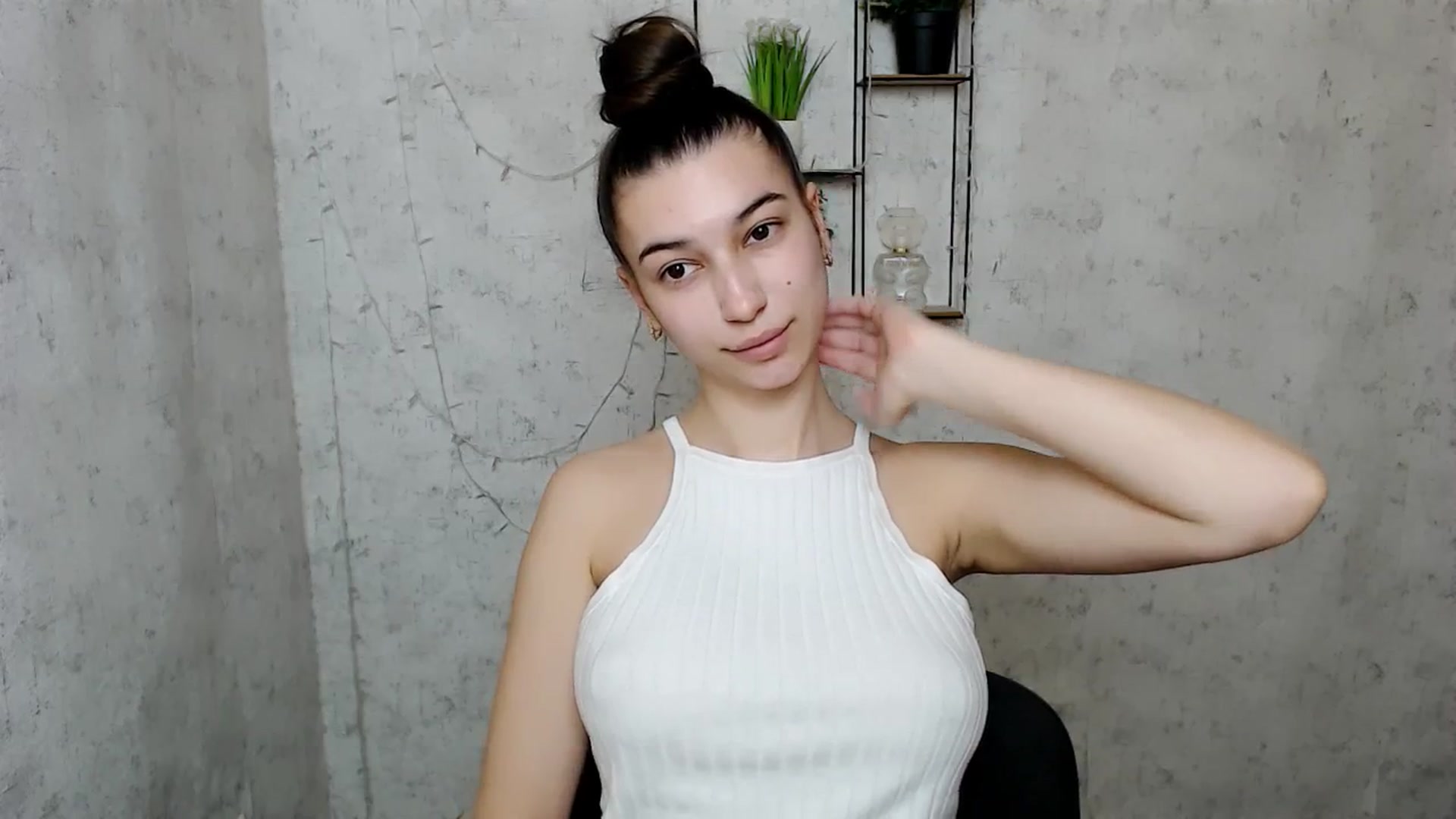 Gallery image thumbnail from PolaKim_'s myfreecams stream on, 03/24/2025, 09:47 image 16 of 20