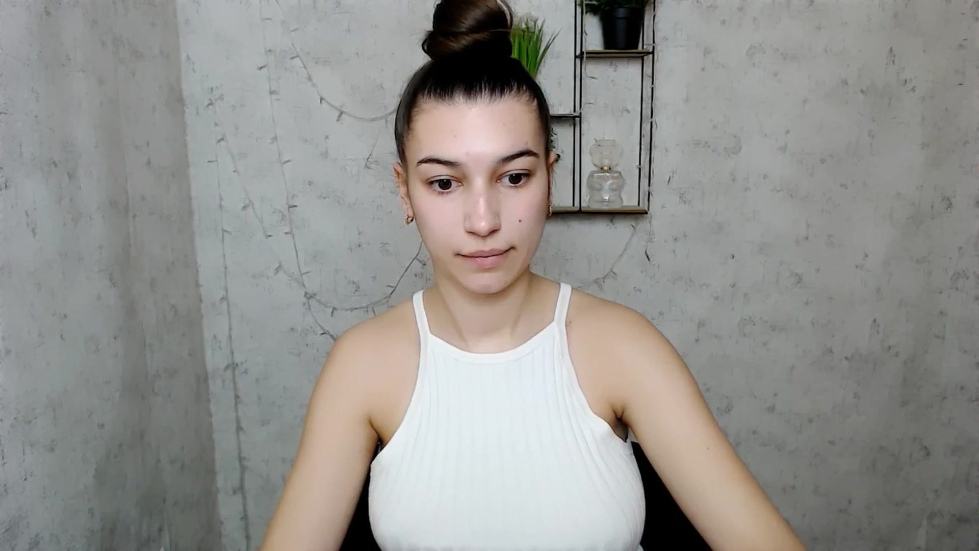 Gallery image thumbnail from PolaKim_'s myfreecams stream on, 03/24/2025, 09:47 image 10 of 20