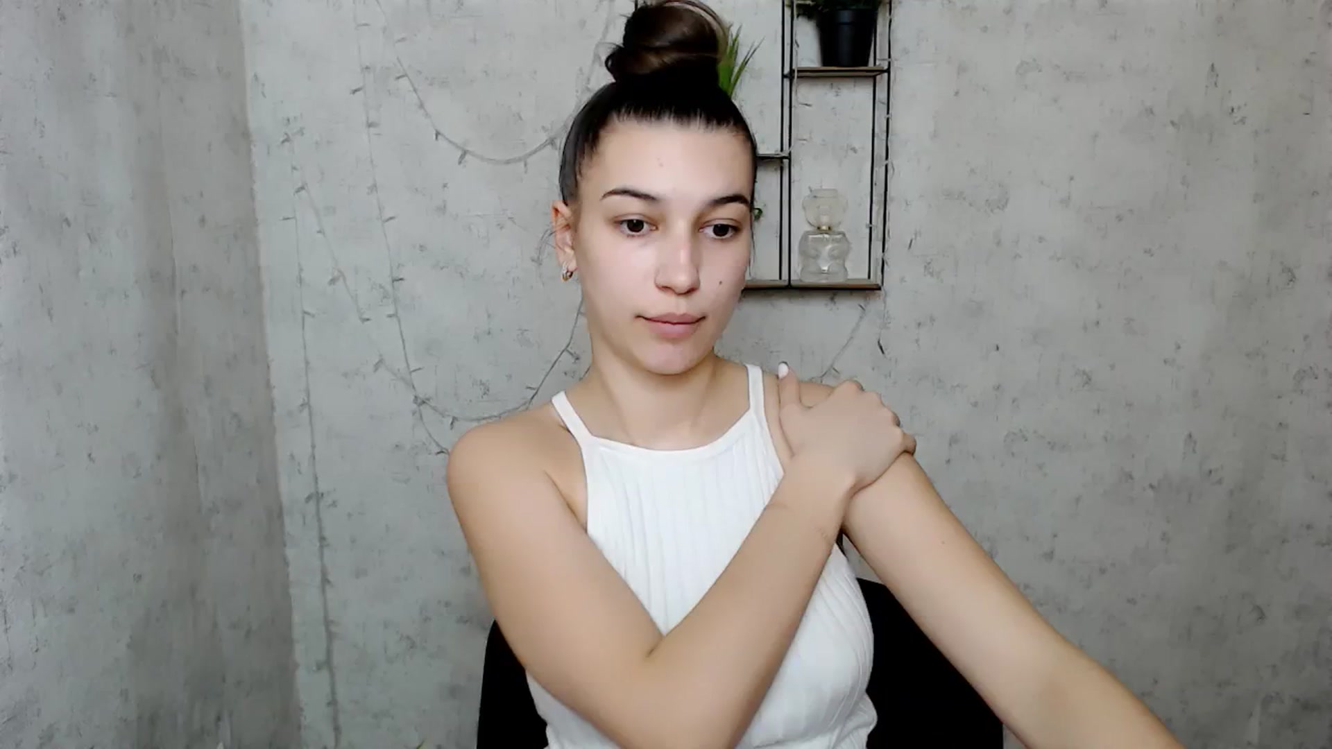 Gallery image thumbnail from PolaKim_'s myfreecams stream on, 03/24/2025, 10:23 image 8 of 20