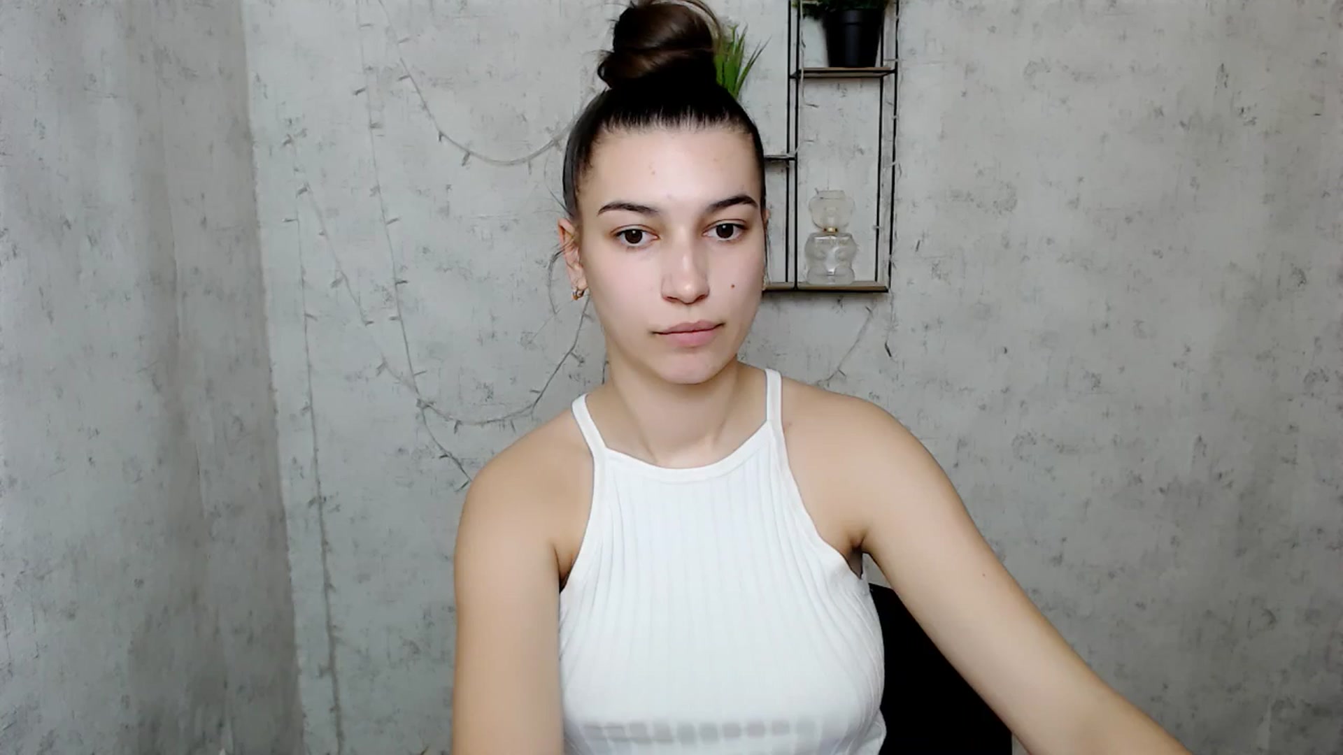 Gallery image thumbnail from PolaKim_'s myfreecams stream on, 03/24/2025, 10:23 image 11 of 20