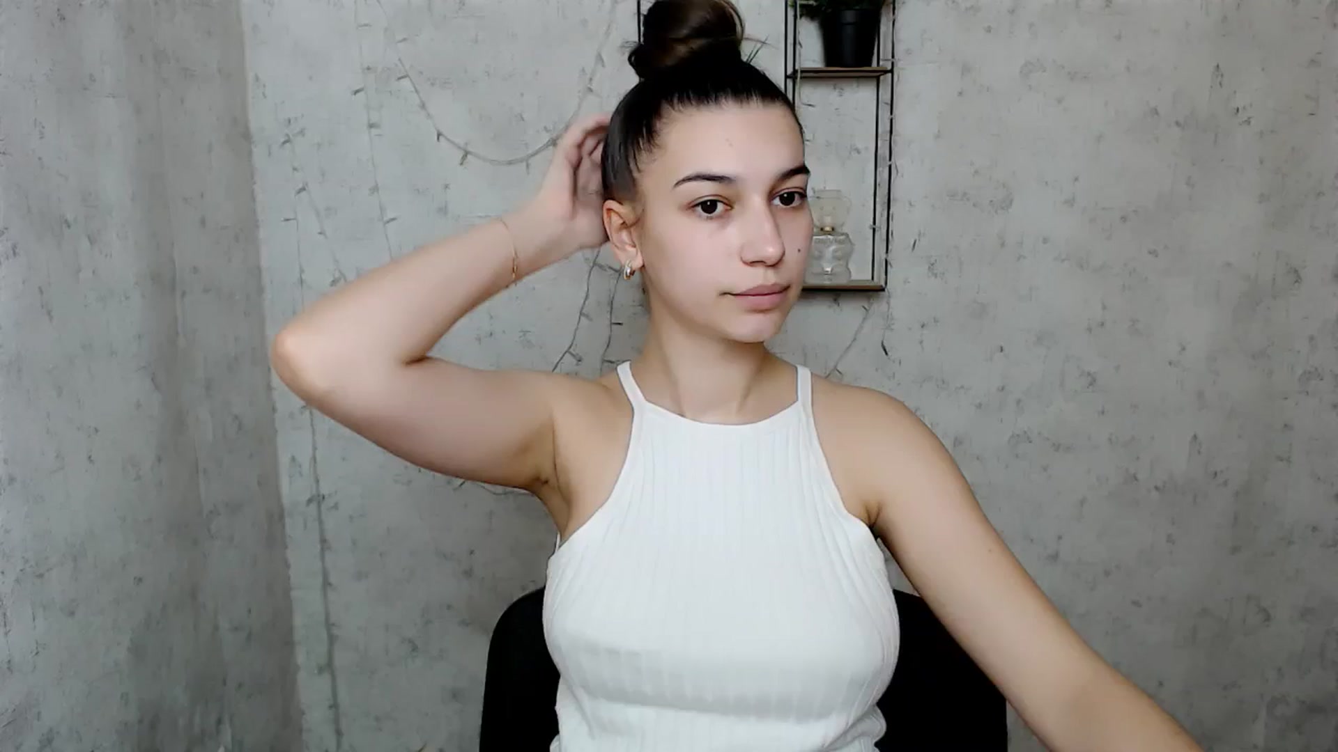 Gallery image thumbnail from PolaKim_'s myfreecams stream on, 03/24/2025, 10:23 image 18 of 20
