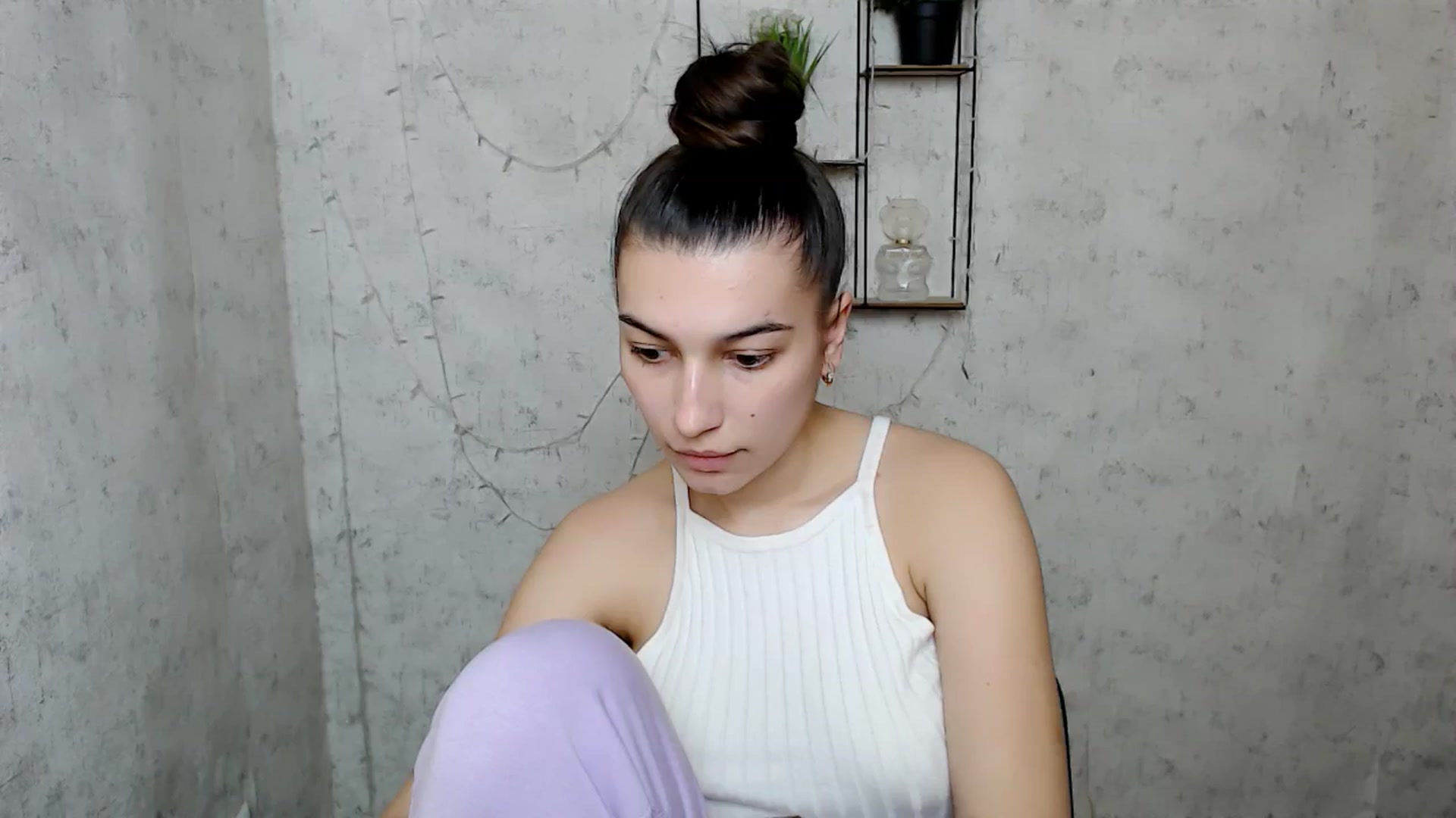 Gallery image thumbnail from PolaKim_'s myfreecams stream on, 03/24/2025, 12:16 image 9 of 20