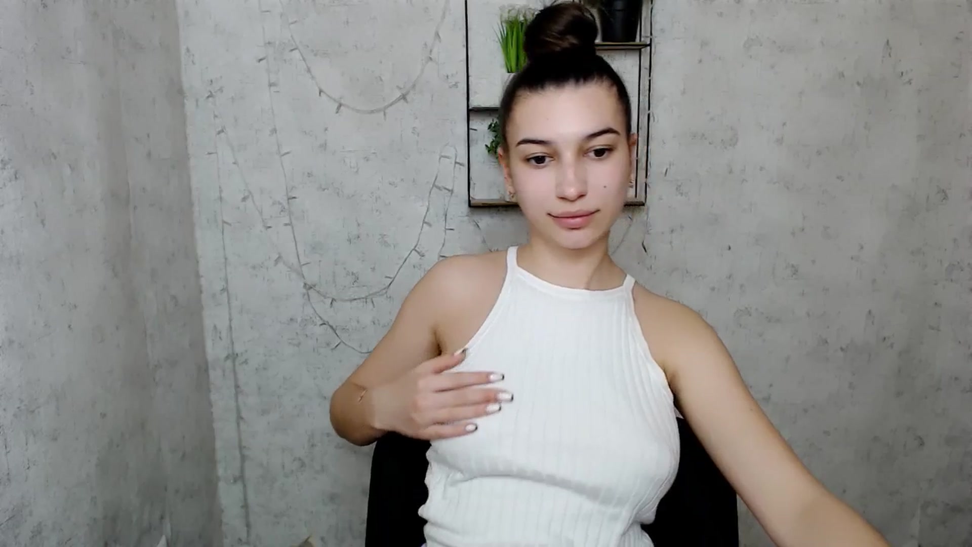 Gallery image thumbnail from PolaKim_'s myfreecams stream on, 03/24/2025, 13:01 image 13 of 20