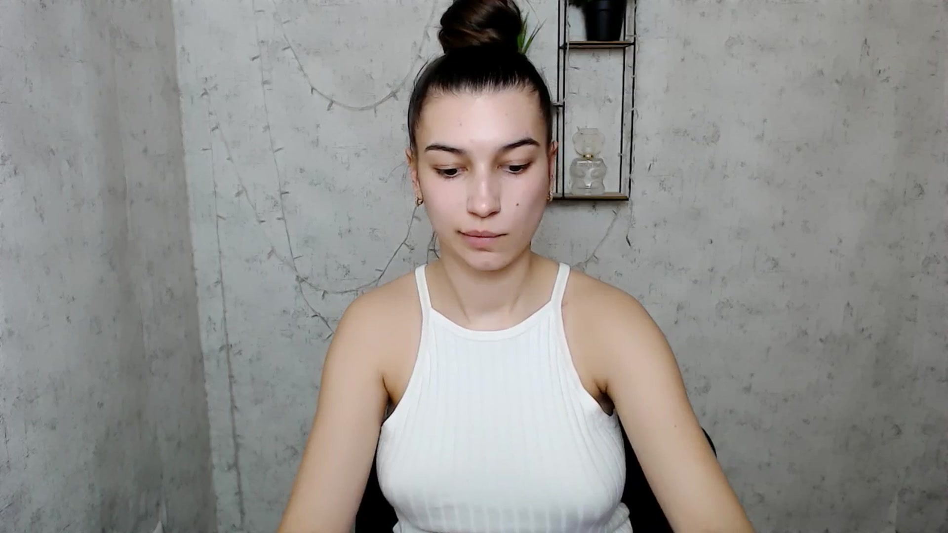 Gallery image thumbnail from PolaKim_'s myfreecams stream on, 03/24/2025, 13:01 image 15 of 20