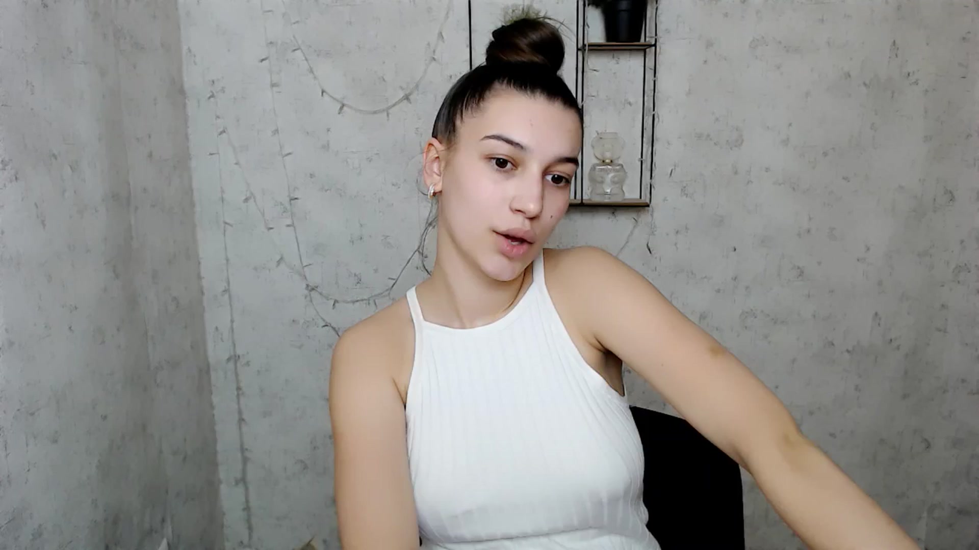 Gallery image thumbnail from PolaKim_'s myfreecams stream on, 03/24/2025, 13:01 image 19 of 20