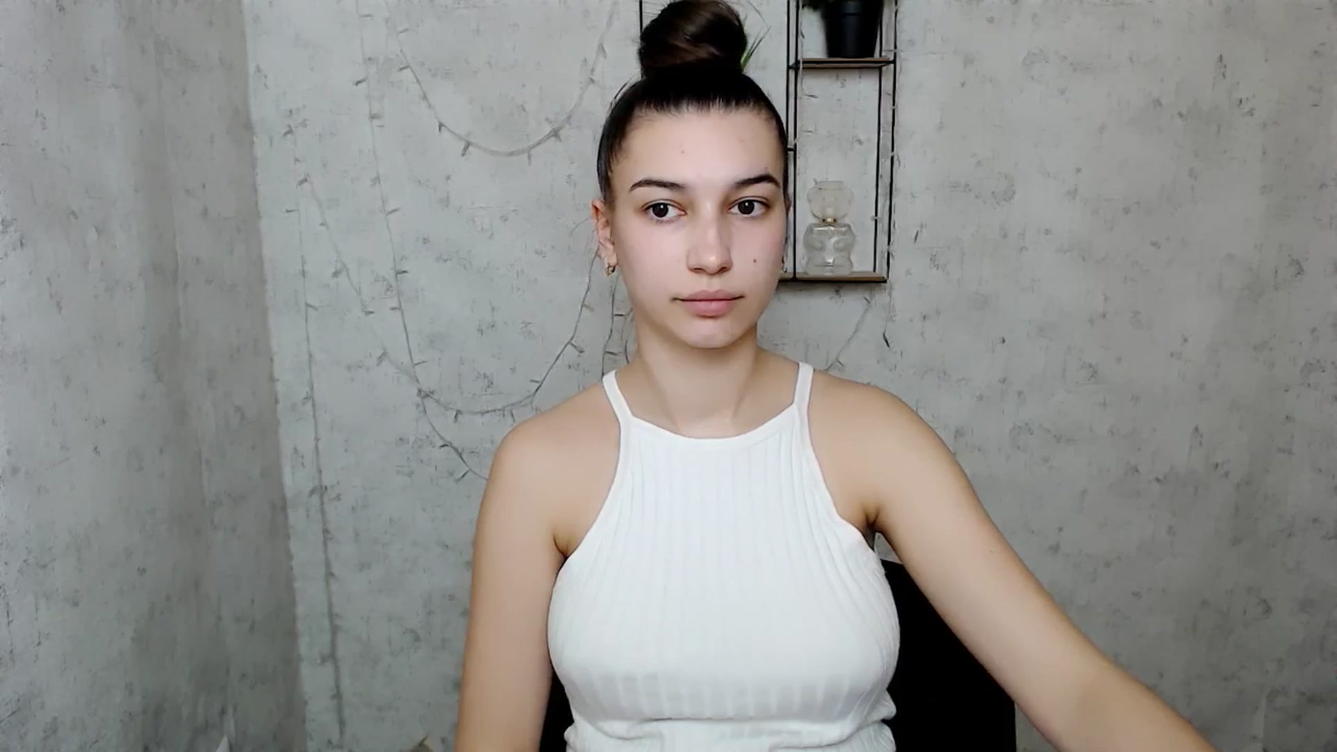 Gallery image thumbnail from PolaKim_'s myfreecams stream on, 03/24/2025, 13:01 image 3 of 20