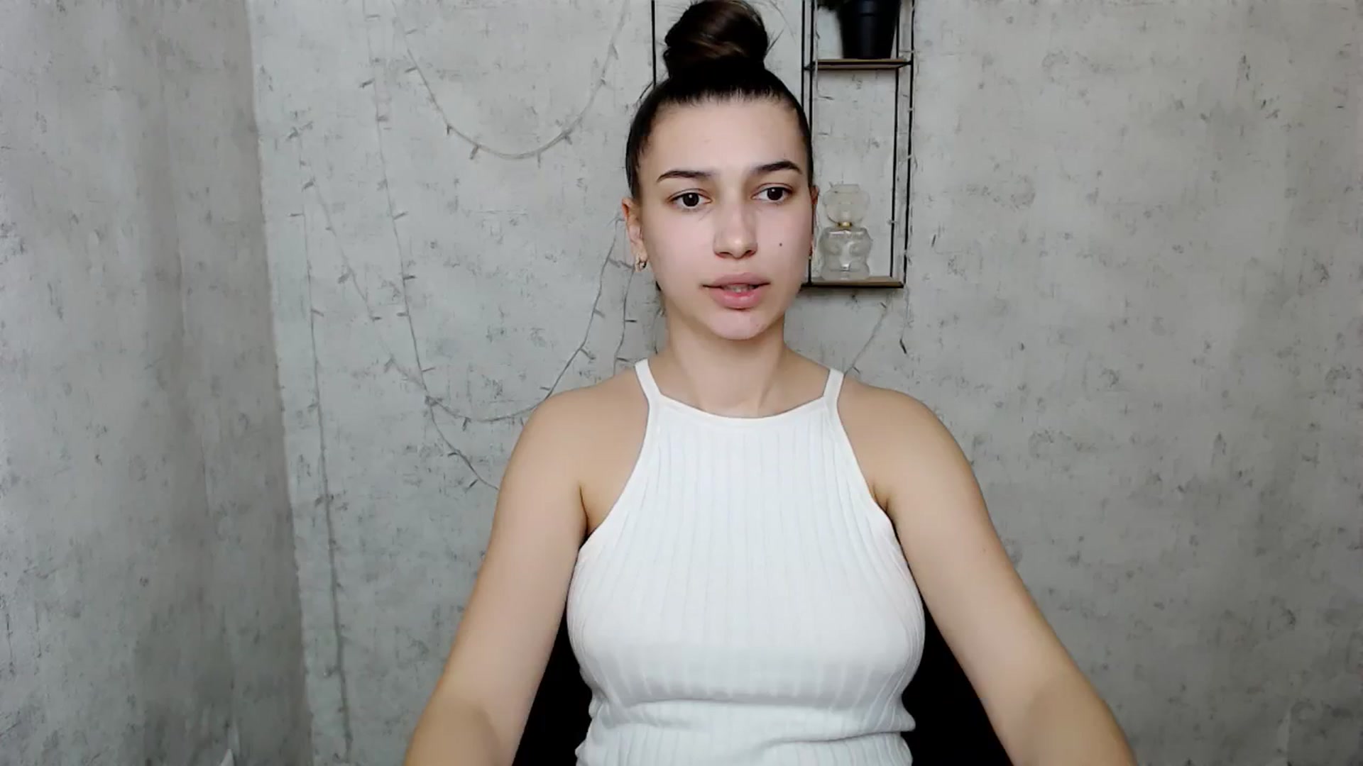 Gallery image thumbnail from PolaKim_'s myfreecams stream on, 03/24/2025, 13:01 image 1 of 20