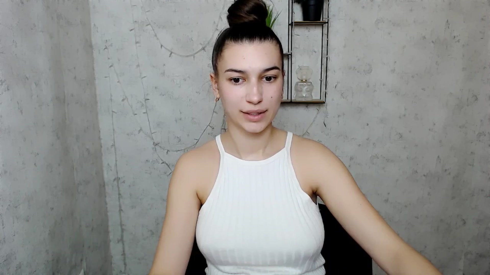 Gallery image thumbnail from PolaKim_'s myfreecams stream on, 03/24/2025, 13:01 image 5 of 20