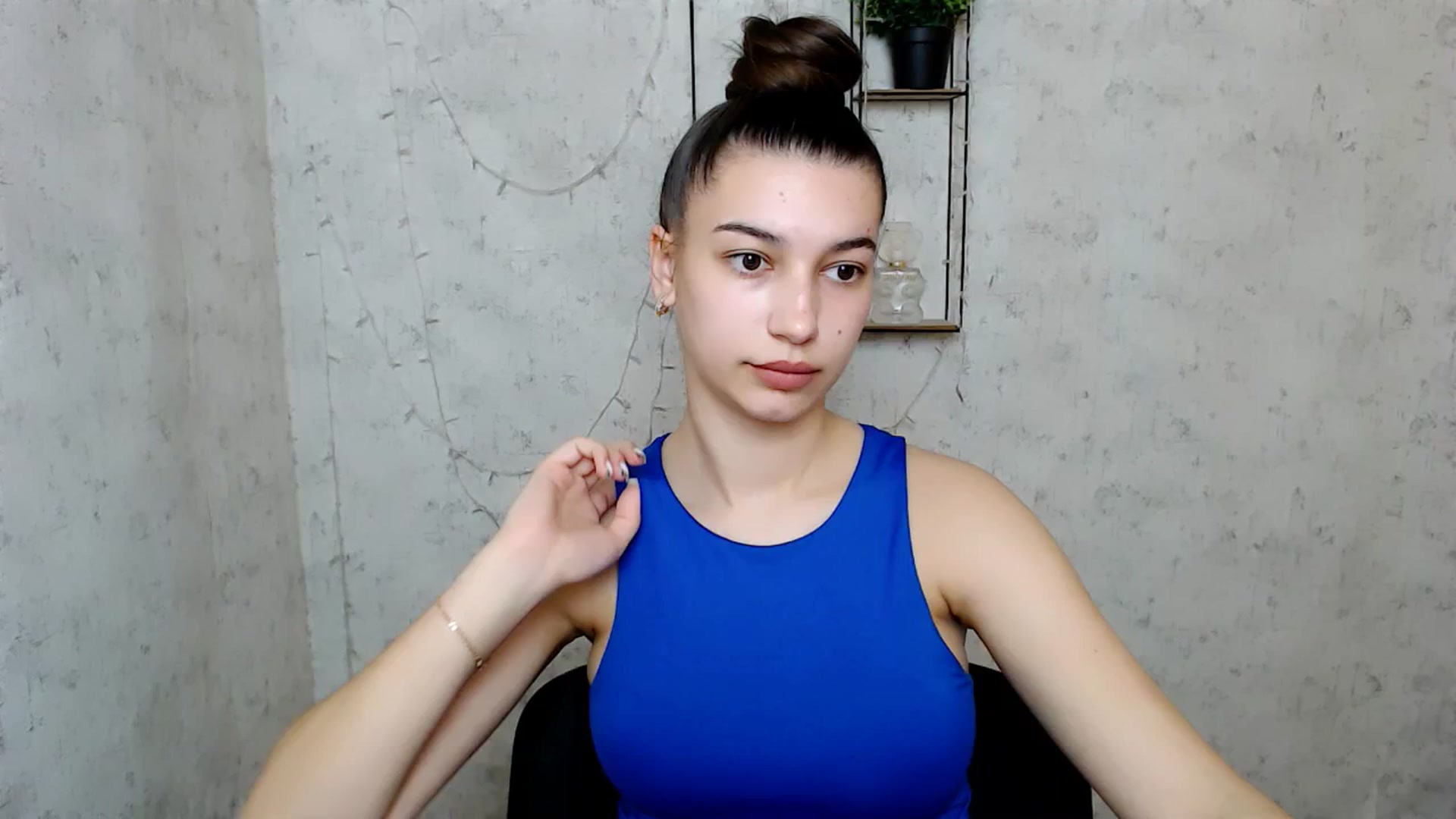 Gallery image thumbnail from PolaKim_'s myfreecams stream on, 03/25/2025, 08:07 image 10 of 20