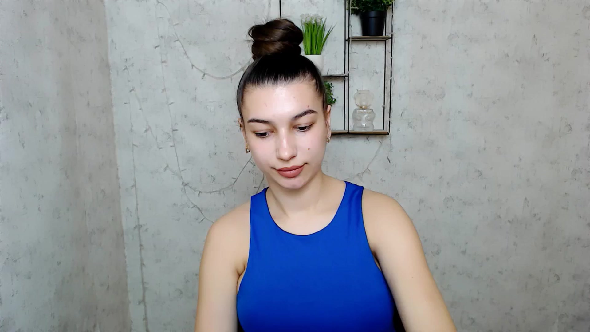 Gallery image thumbnail from PolaKim_'s myfreecams stream on, 03/25/2025, 08:07 image 8 of 20