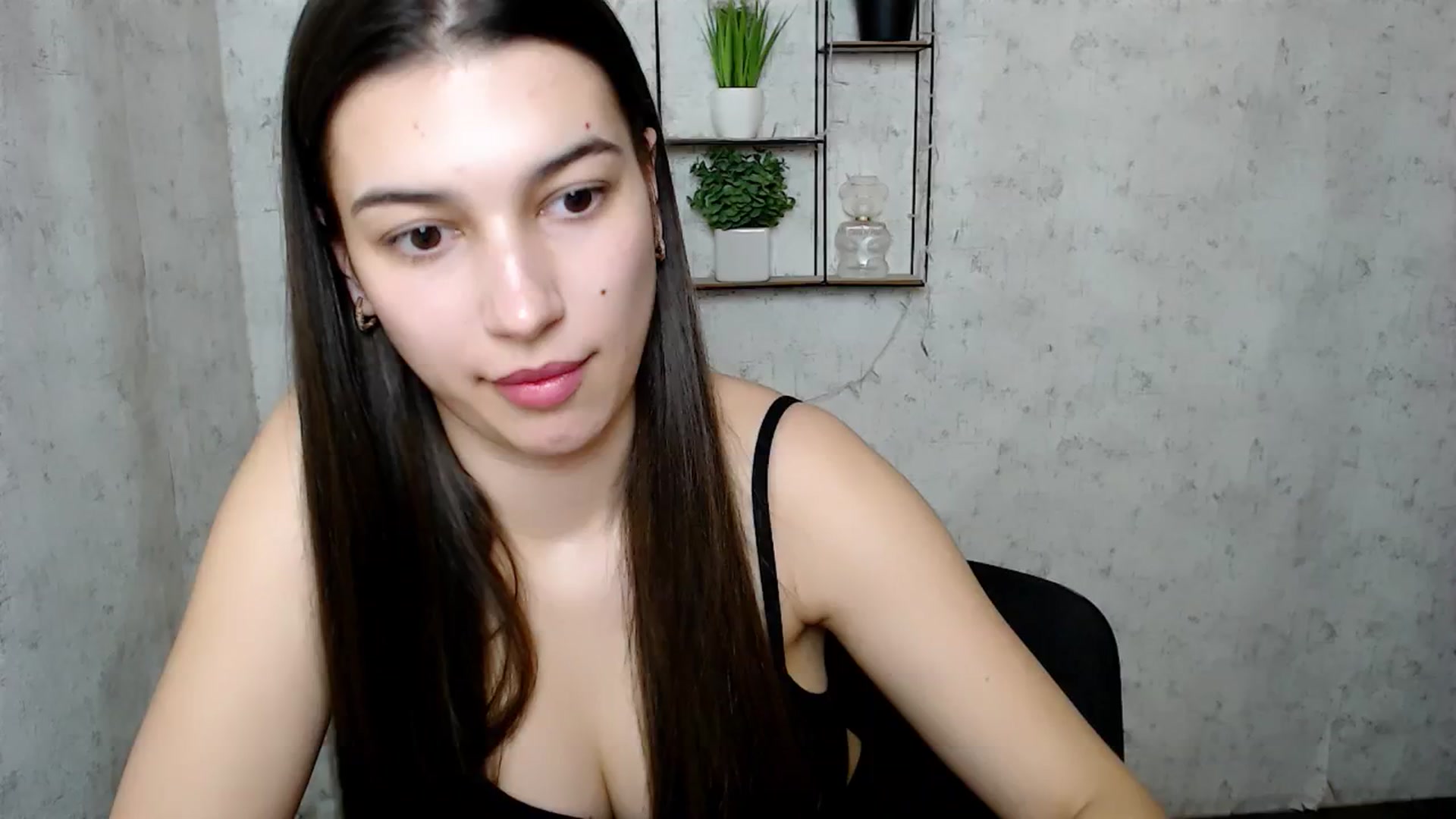 Gallery image thumbnail from PolaKim_'s myfreecams stream on, 03/26/2025, 10:38 image 19 of 20