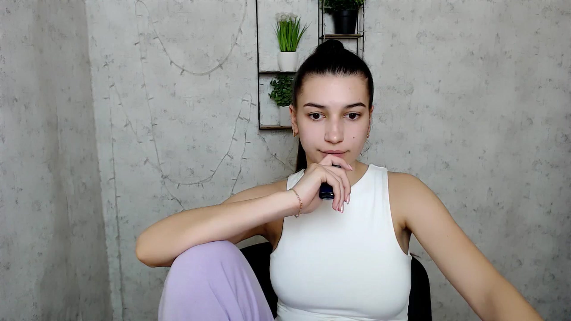 Gallery image thumbnail from PolaKim_'s myfreecams stream on, 03/29/2025, 11:29 image 19 of 20
