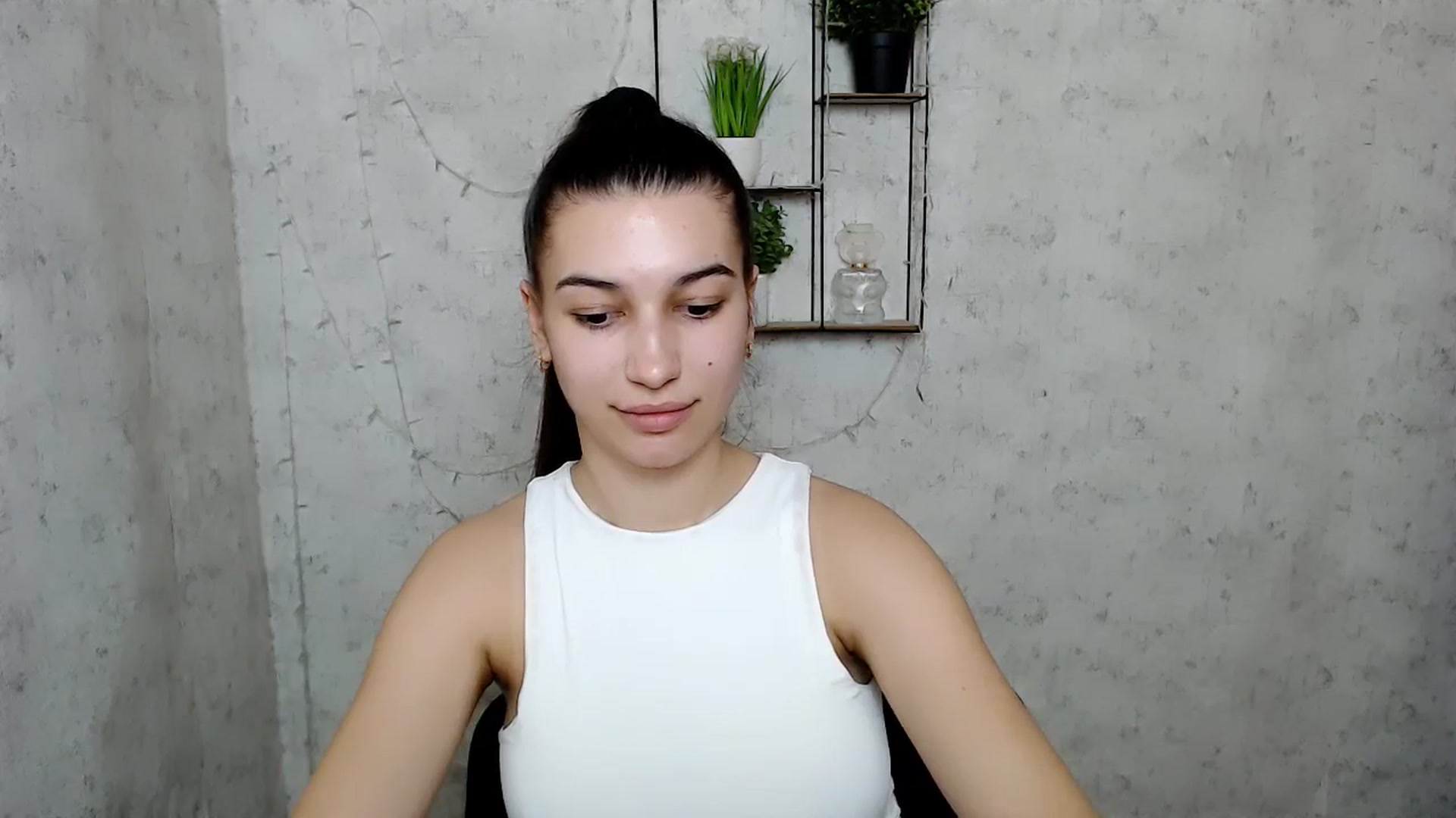 Gallery image thumbnail from PolaKim_'s myfreecams stream on, 03/29/2025, 11:29 image 12 of 20