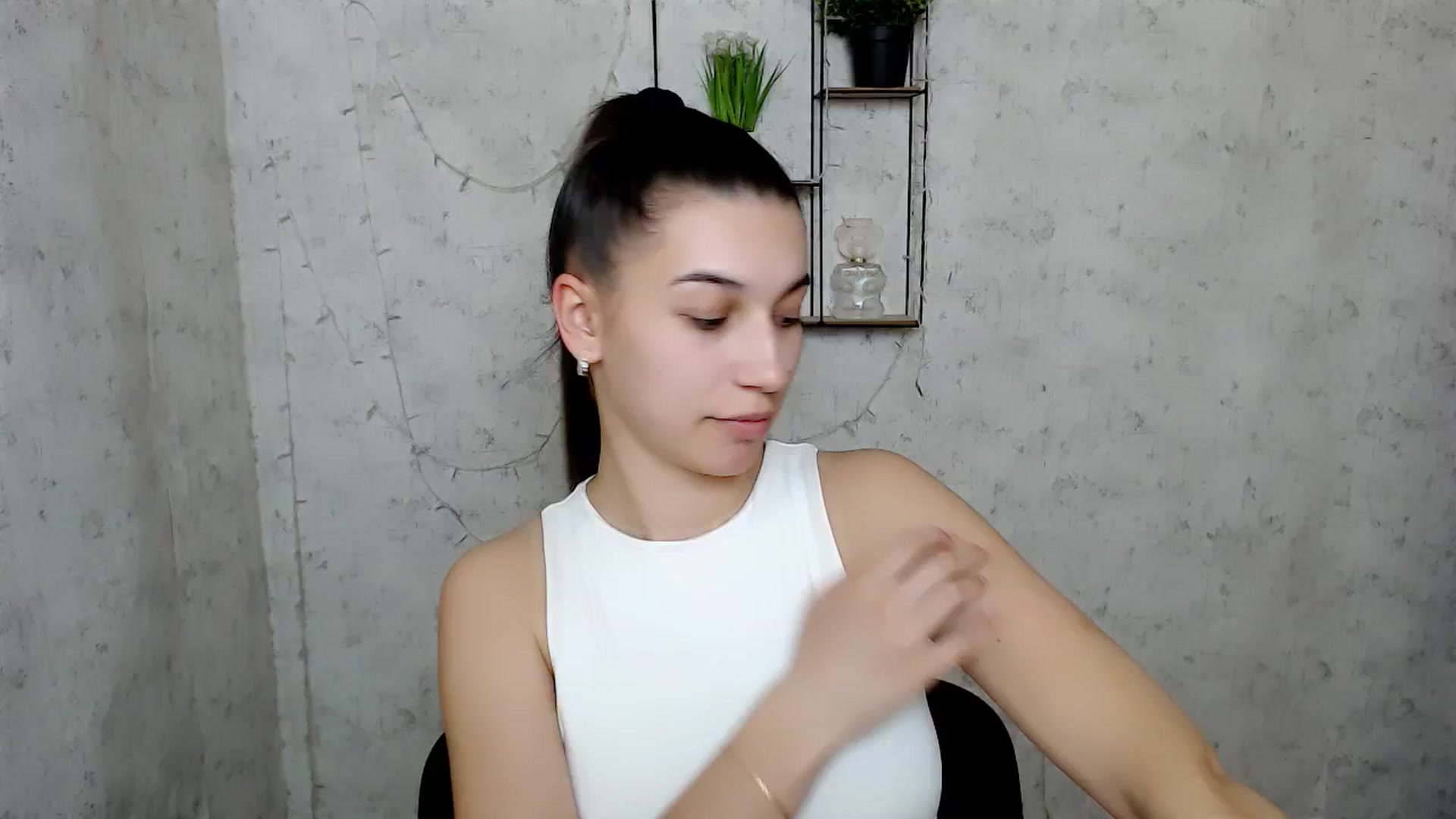 Gallery image thumbnail from PolaKim_'s myfreecams stream on, 03/29/2025, 12:23 image 6 of 20
