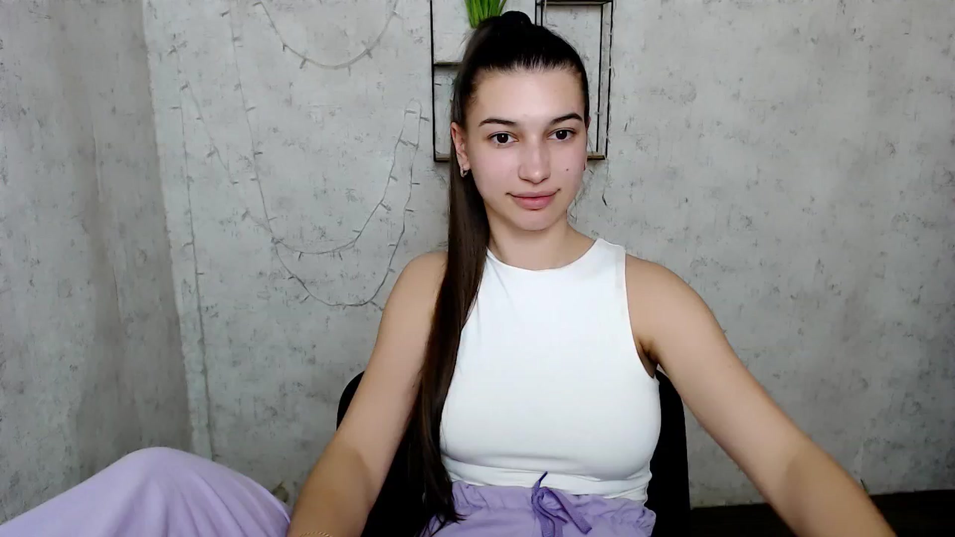 Gallery image thumbnail from PolaKim_'s myfreecams stream on, 03/29/2025, 12:23 image 20 of 20