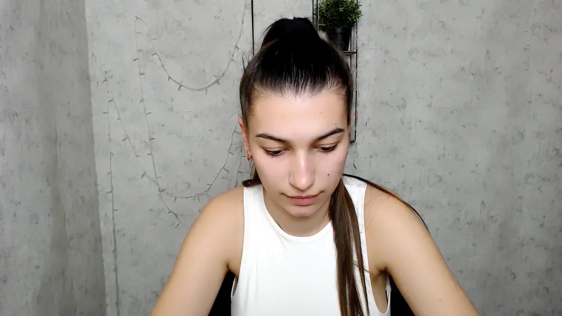 Gallery image thumbnail from PolaKim_'s myfreecams stream on, 03/29/2025, 13:01 image 3 of 20