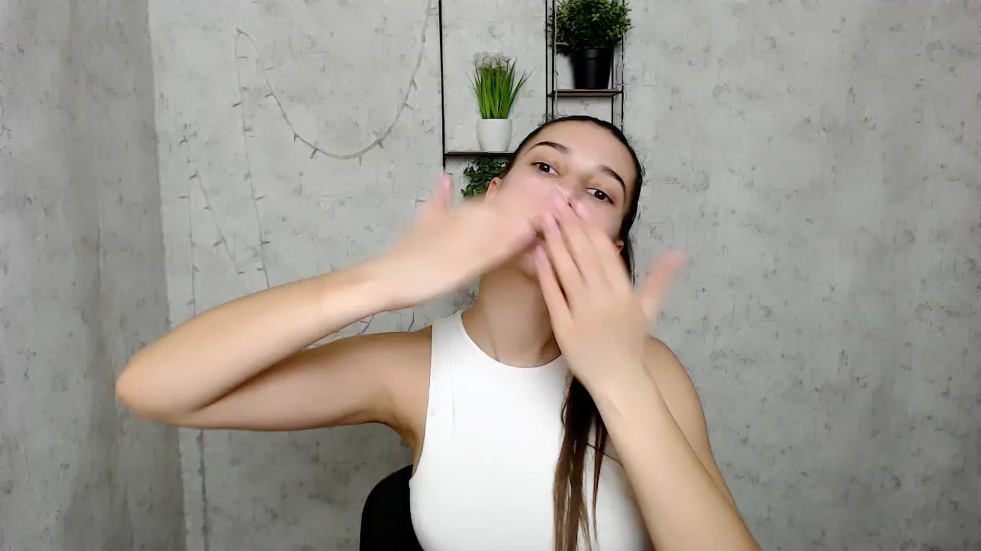 Gallery image thumbnail from PolaKim_'s myfreecams stream on, 03/29/2025, 13:01 image 8 of 20