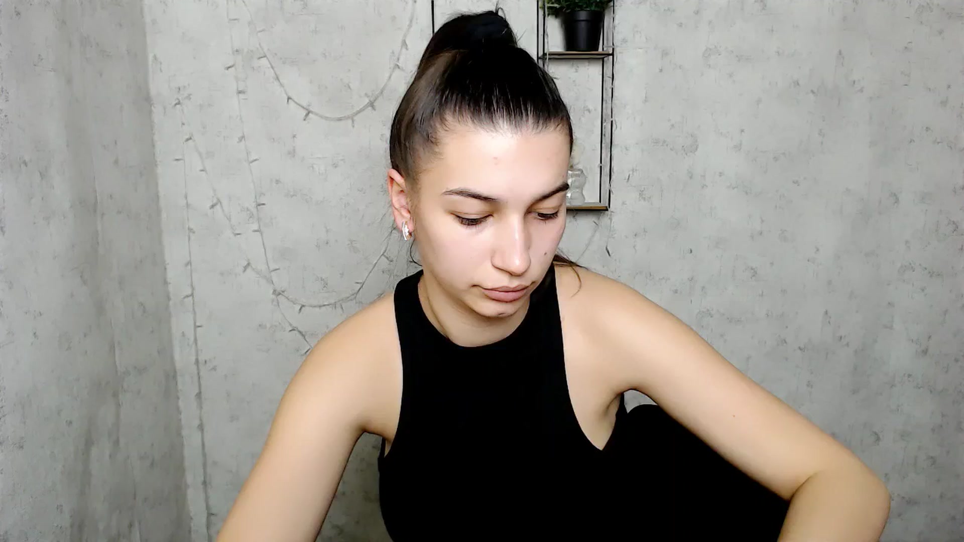 Gallery image thumbnail from PolaKim_'s myfreecams stream on, 03/30/2025, 11:01 image 15 of 20