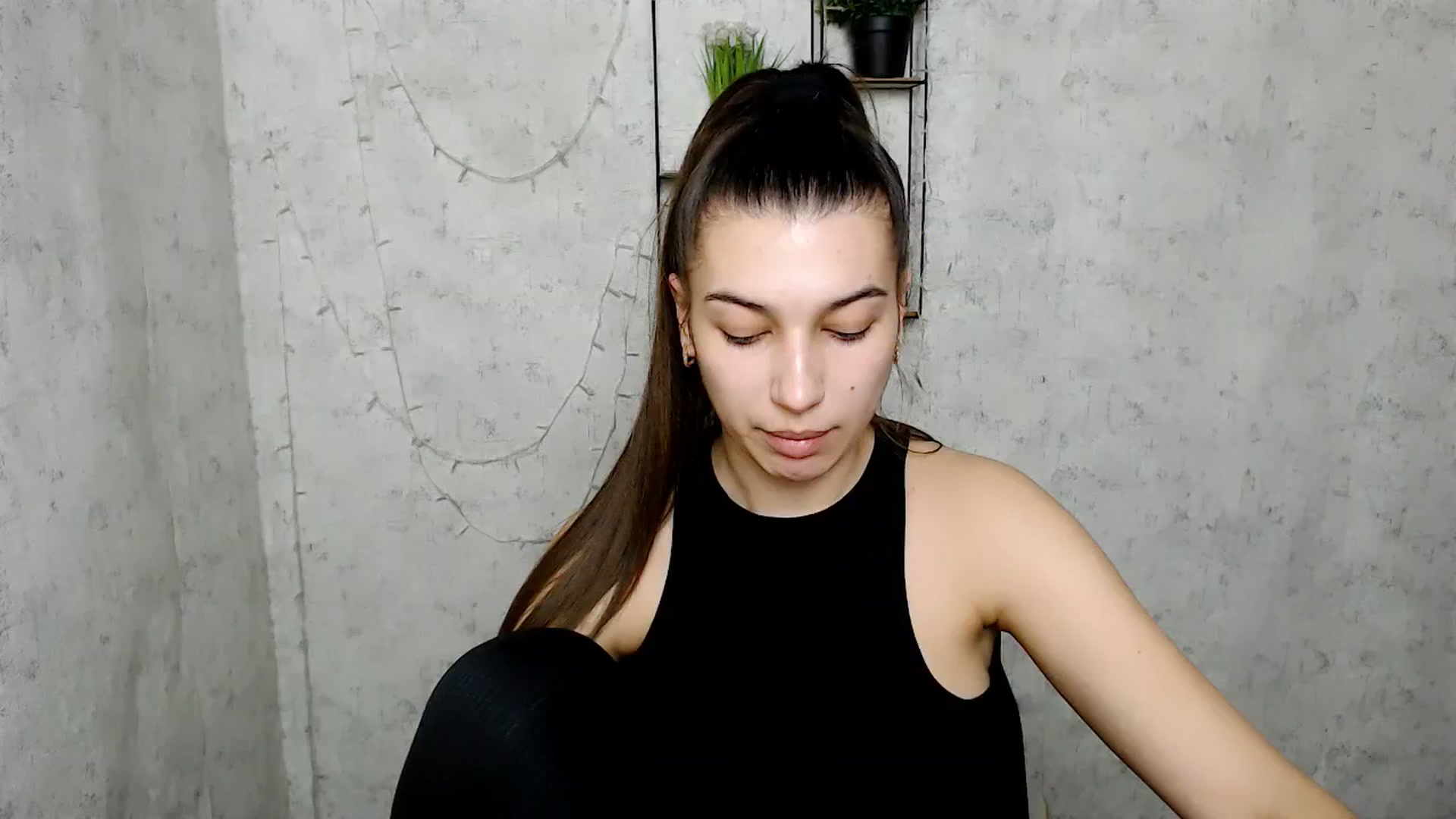 Gallery image thumbnail from PolaKim_'s myfreecams stream on, 03/30/2025, 11:01 image 9 of 20