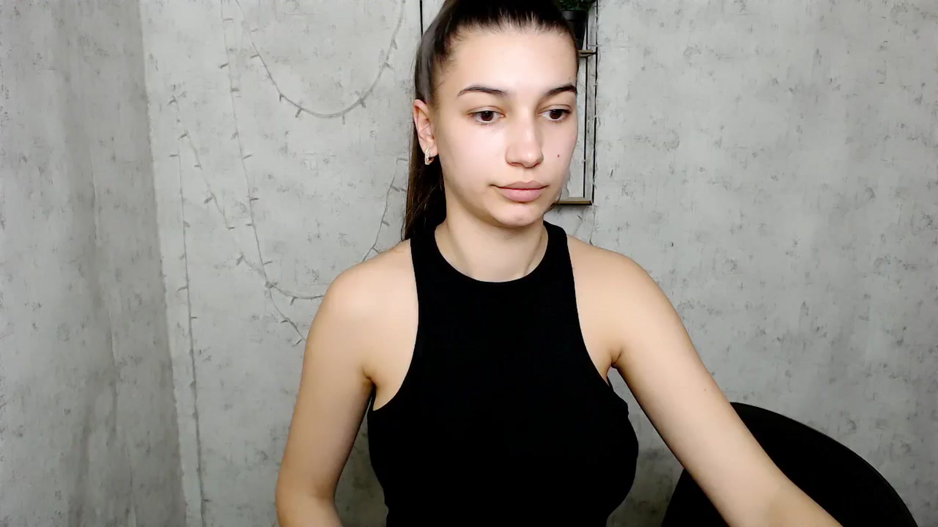 Gallery image thumbnail from PolaKim_'s myfreecams stream on, 03/30/2025, 11:01 image 18 of 20
