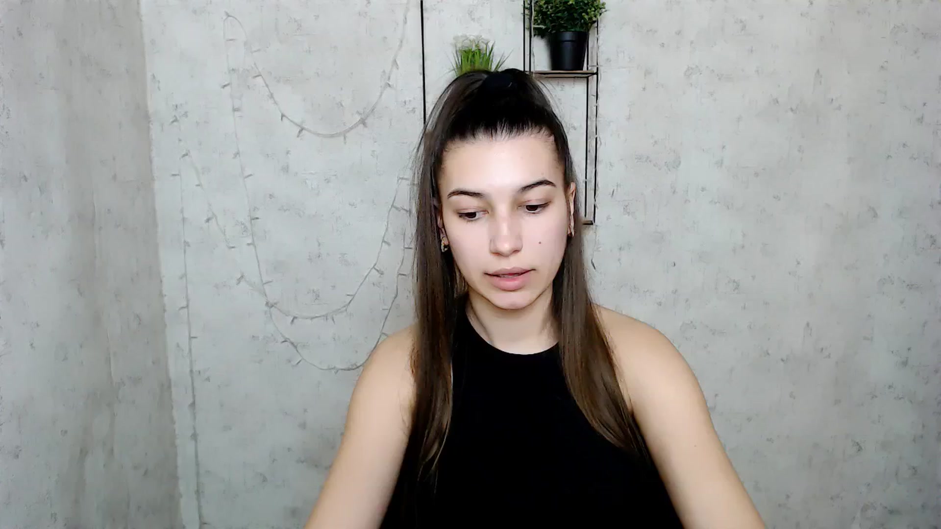 Gallery image thumbnail from PolaKim_'s myfreecams stream on, 03/30/2025, 11:52 image 16 of 20
