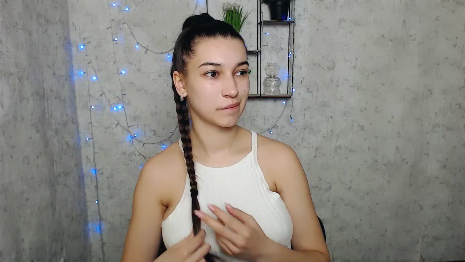 Gallery image thumbnail from PolaKim_'s myfreecams stream on, 03/31/2025, 07:31 image 4 of 20