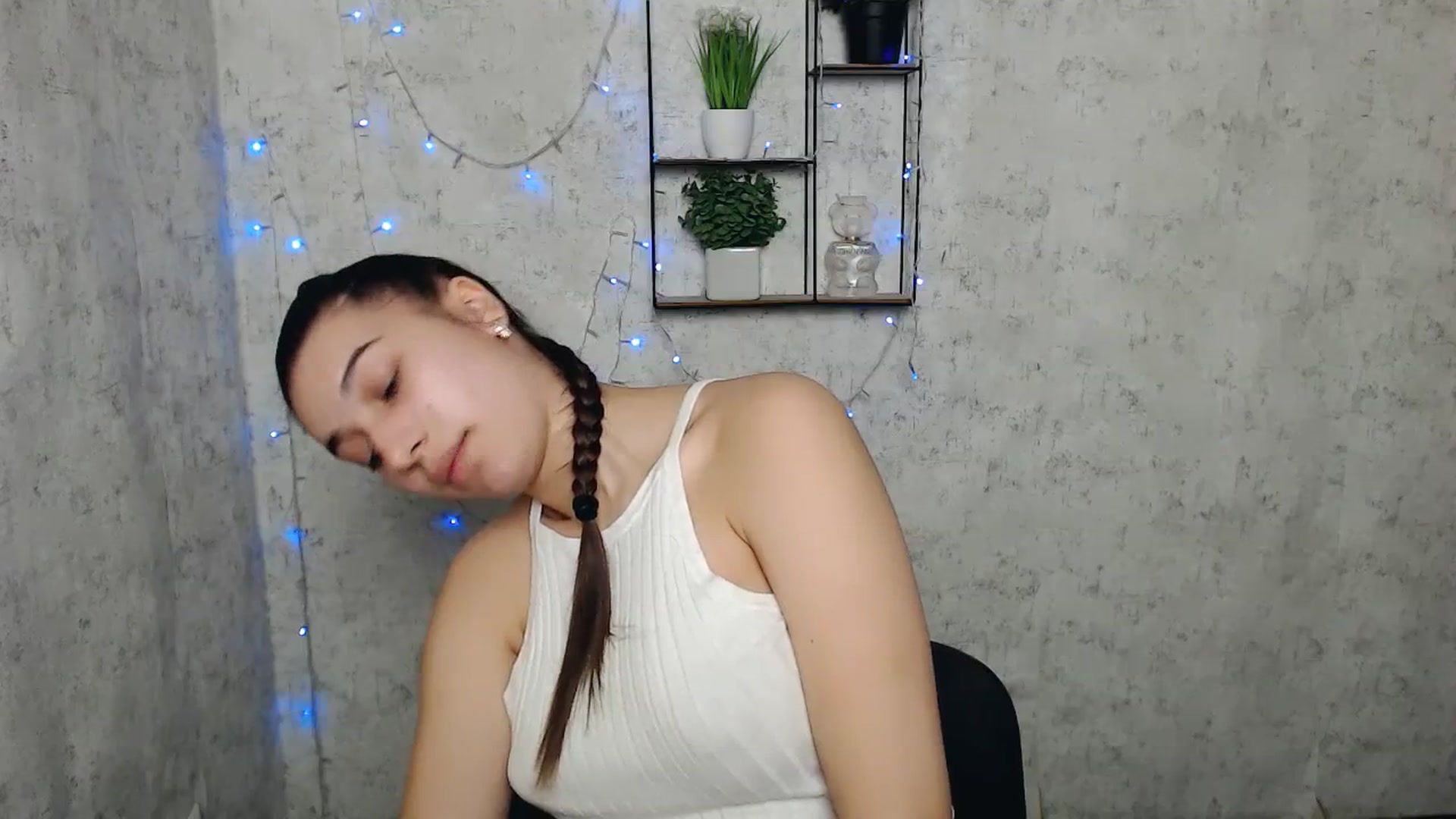Gallery image thumbnail from PolaKim_'s myfreecams stream on, 03/31/2025, 07:31 image 16 of 20