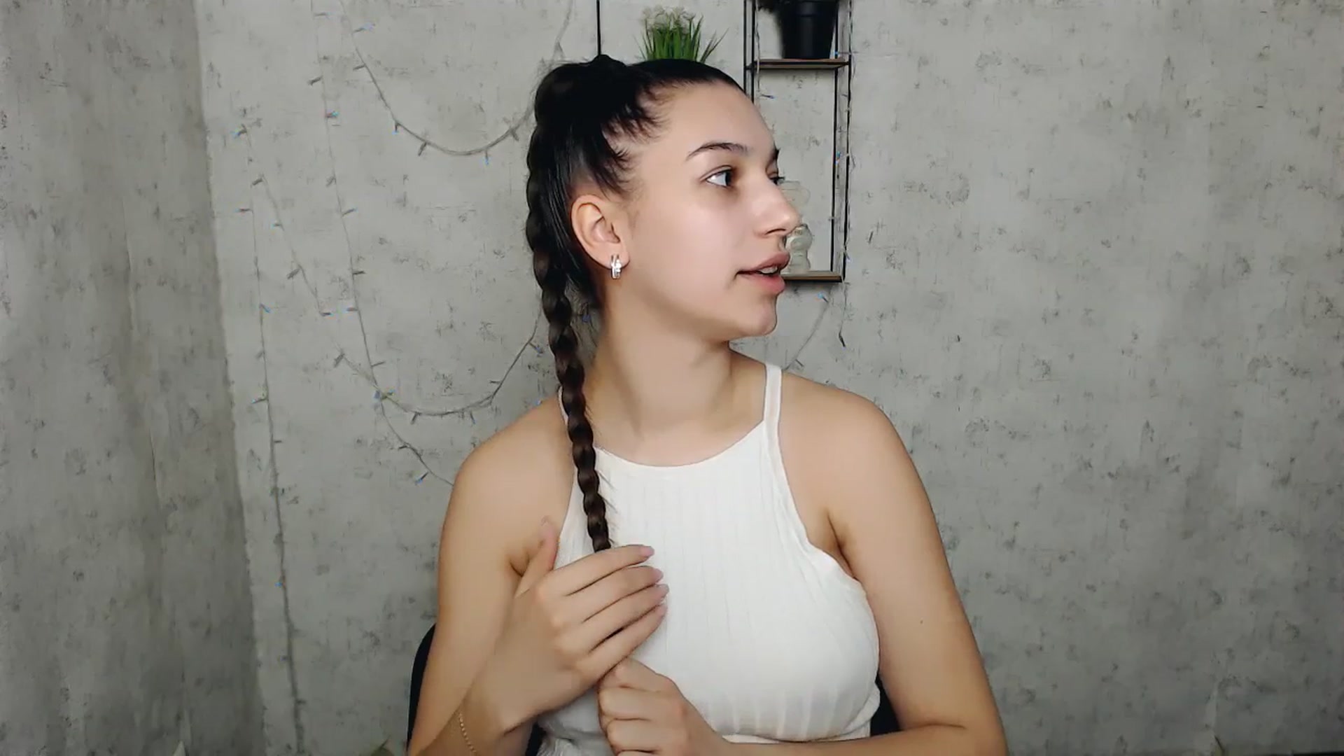 Gallery image thumbnail from PolaKim_'s myfreecams stream on, 03/31/2025, 07:31 image 19 of 20