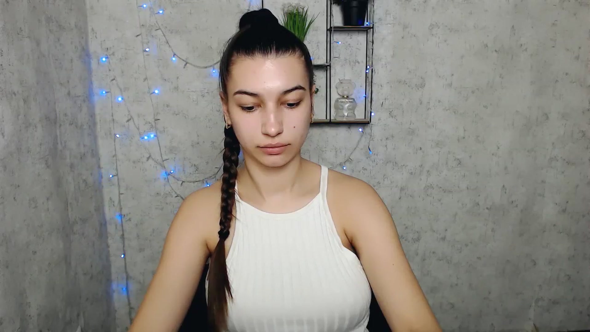 Gallery image thumbnail from PolaKim_'s myfreecams stream on, 03/31/2025, 07:31 image 3 of 20