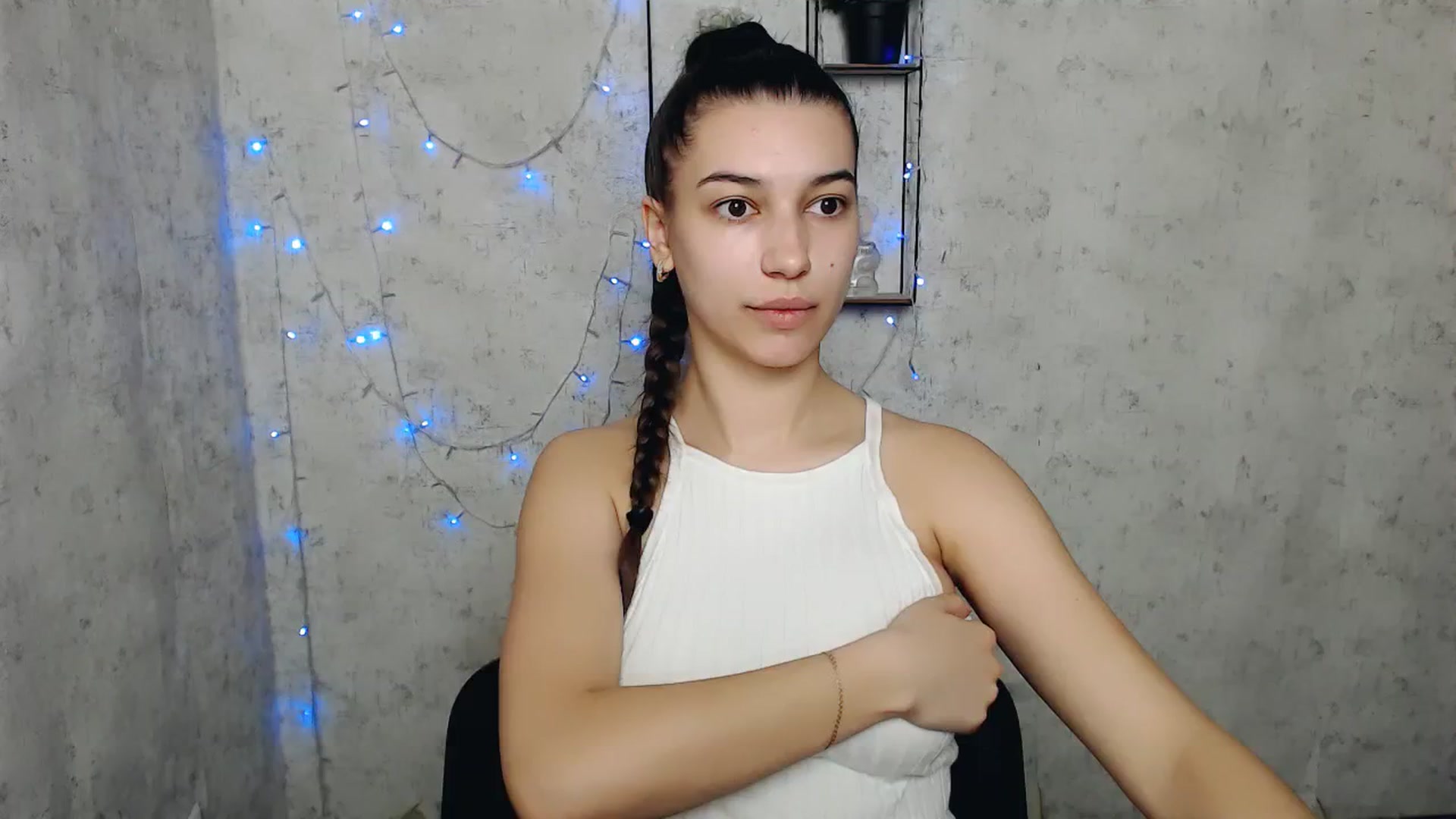 Gallery image thumbnail from PolaKim_'s myfreecams stream on, 03/31/2025, 07:31 image 20 of 20