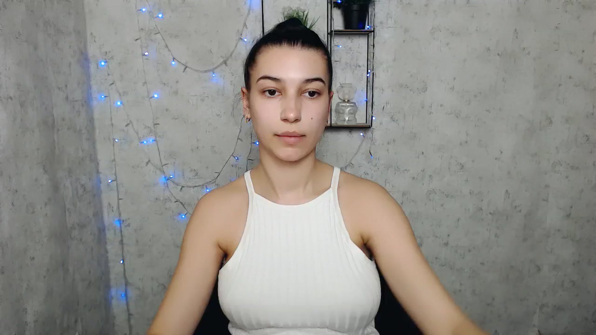 Gallery image thumbnail from PolaKim_'s myfreecams stream on, 03/31/2025, 09:21 image 3 of 20