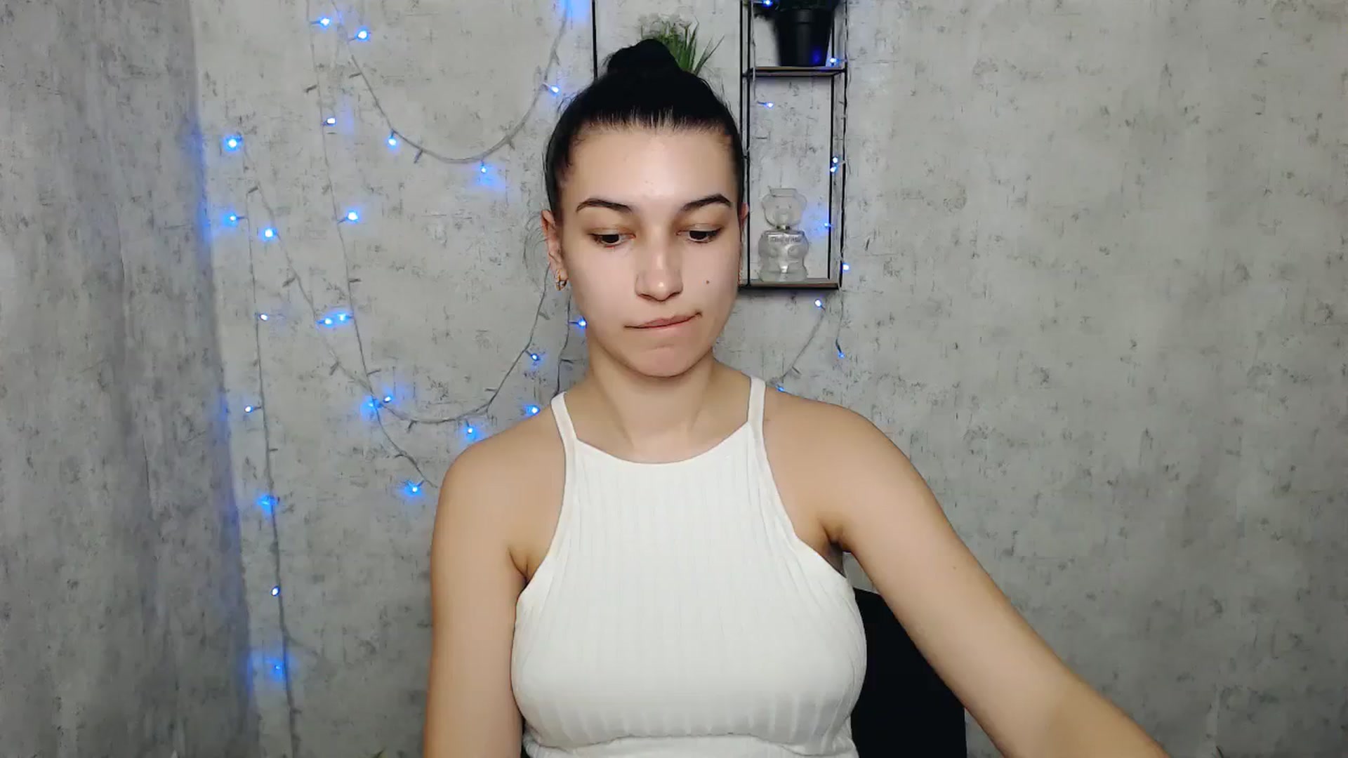 Gallery image thumbnail from PolaKim_'s myfreecams stream on, 03/31/2025, 09:21 image 6 of 20