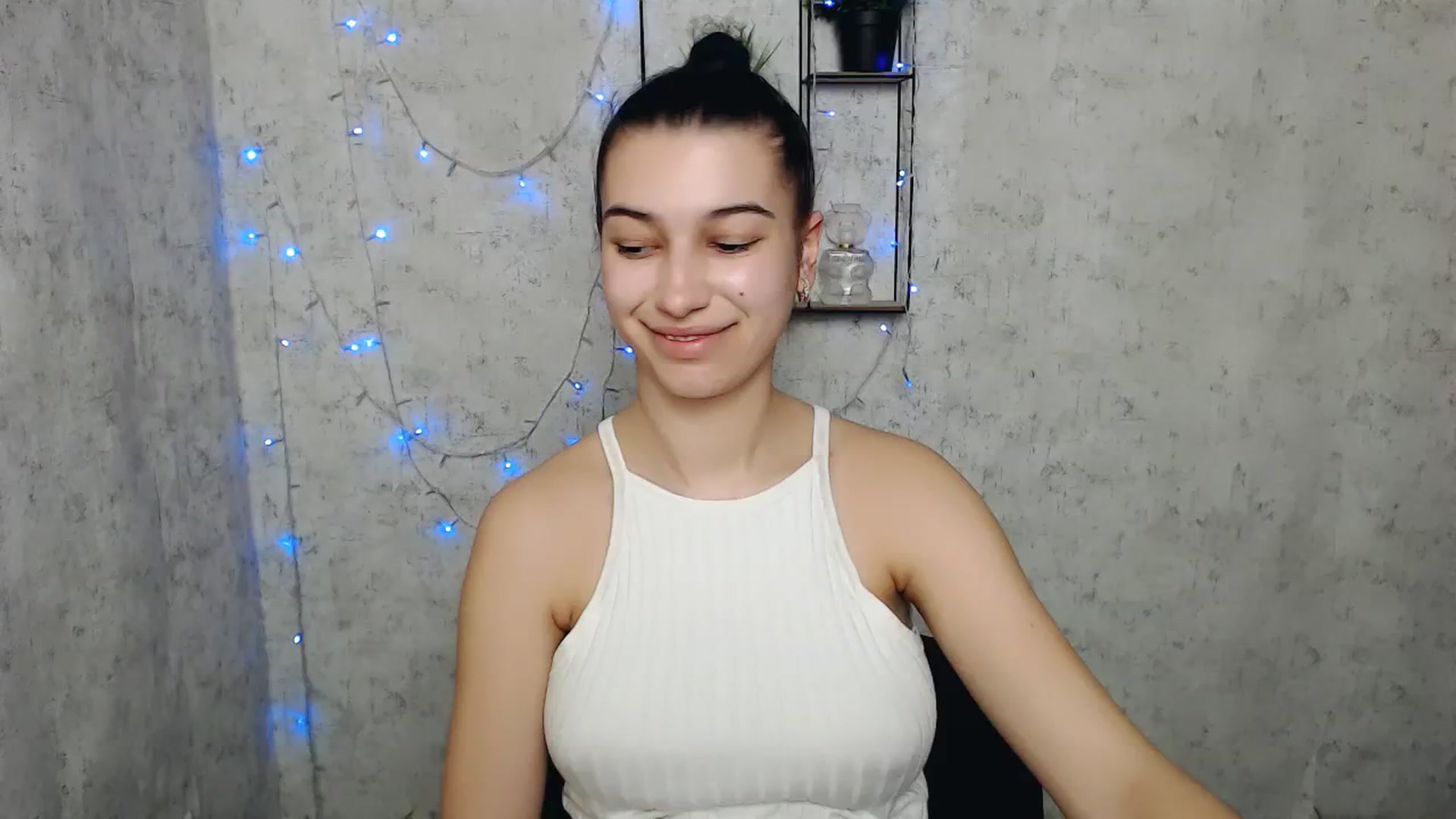Gallery image thumbnail from PolaKim_'s myfreecams stream on, 03/31/2025, 09:21 image 11 of 20