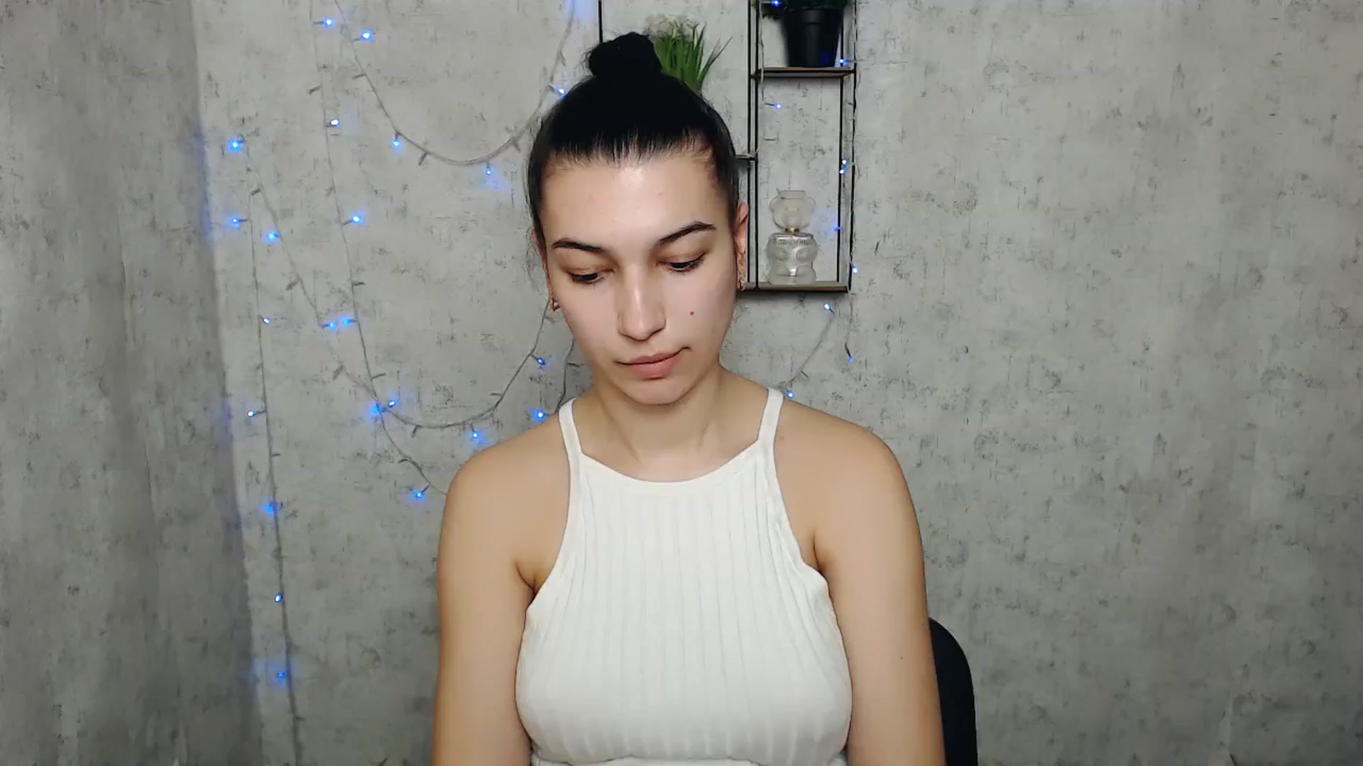 Gallery image thumbnail from PolaKim_'s myfreecams stream on, 03/31/2025, 09:21 image 7 of 20
