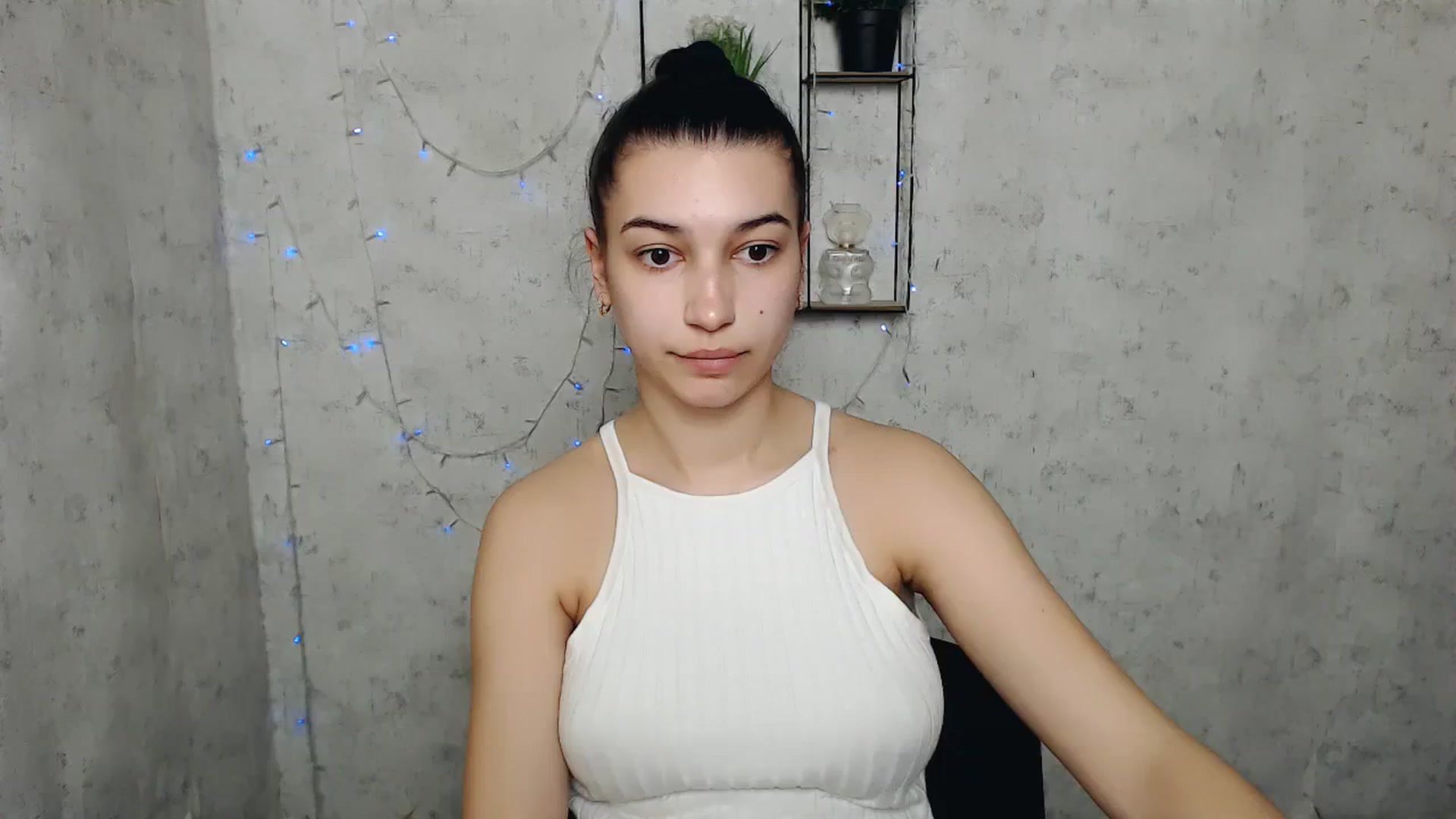 Gallery image thumbnail from PolaKim_'s myfreecams stream on, 03/31/2025, 09:21 image 2 of 20