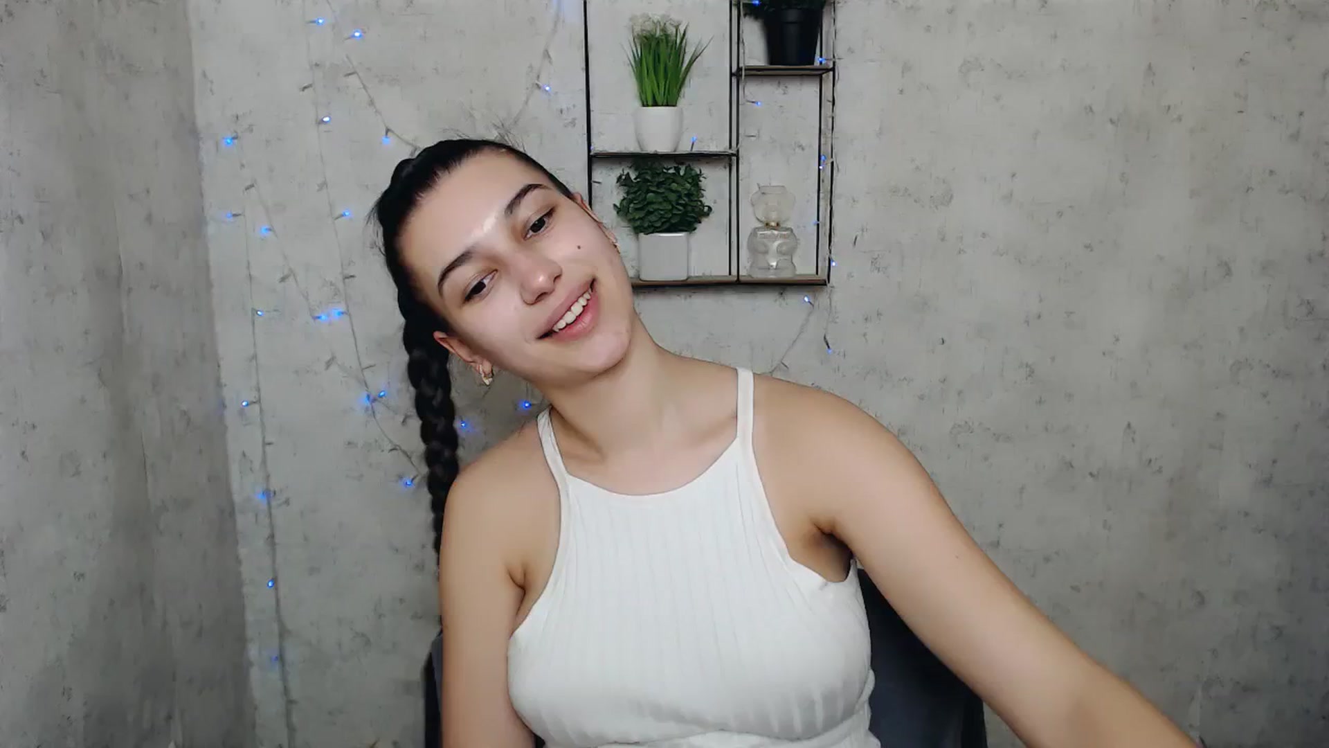 Gallery image thumbnail from PolaKim_'s myfreecams stream on, 03/31/2025, 11:20 image 4 of 20