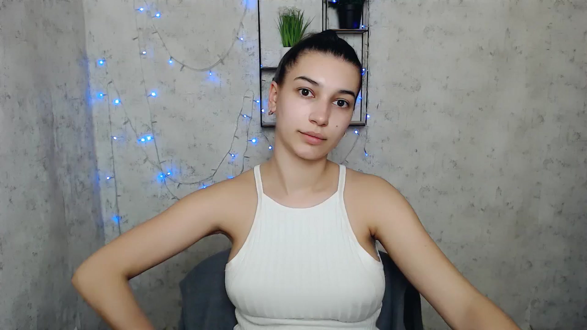 Gallery image thumbnail from PolaKim_'s myfreecams stream on, 03/31/2025, 11:20 image 16 of 20