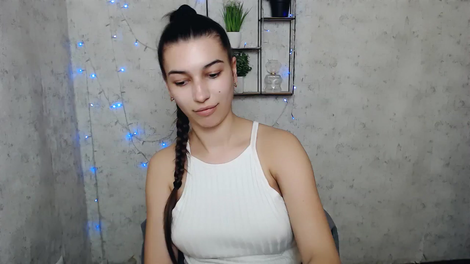 Gallery image thumbnail from PolaKim_'s myfreecams stream on, 03/31/2025, 11:20 image 18 of 20