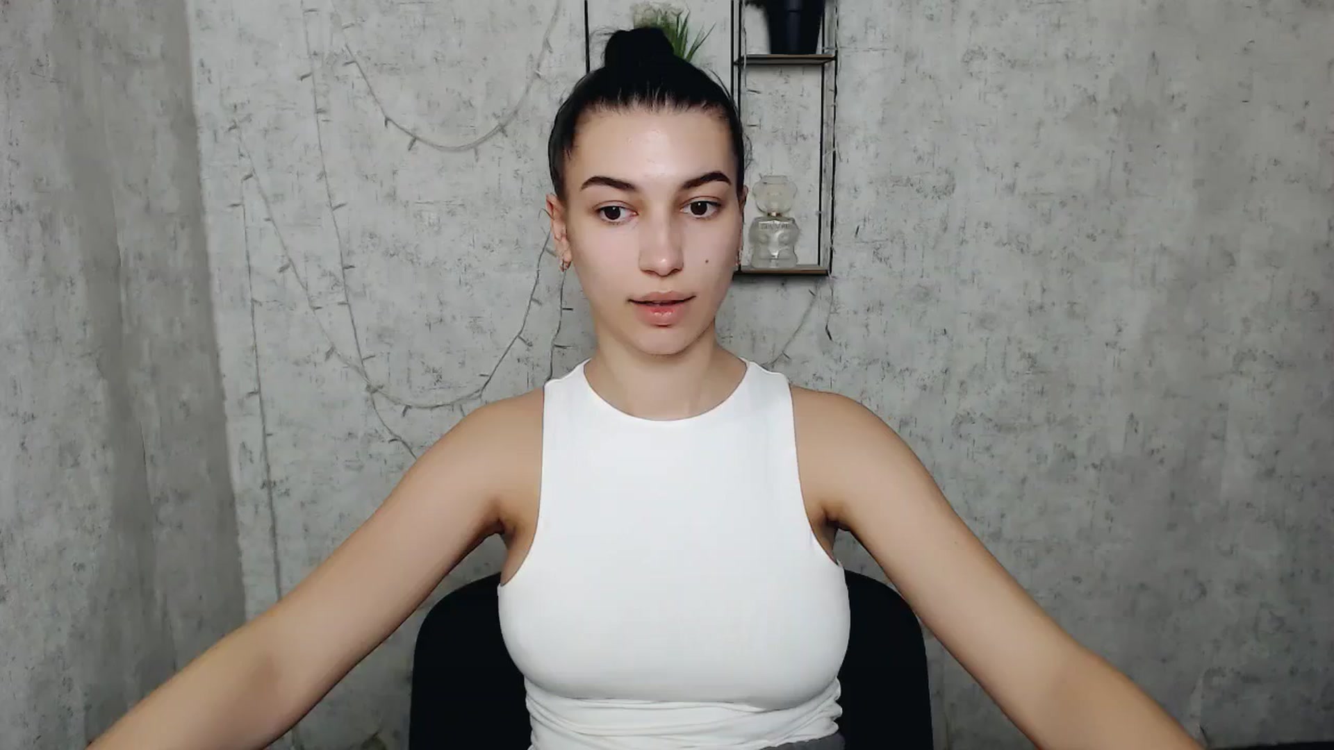 Gallery image thumbnail from PolaKim_'s myfreecams stream on, 04/01/2025, 10:59 image 1 of 20