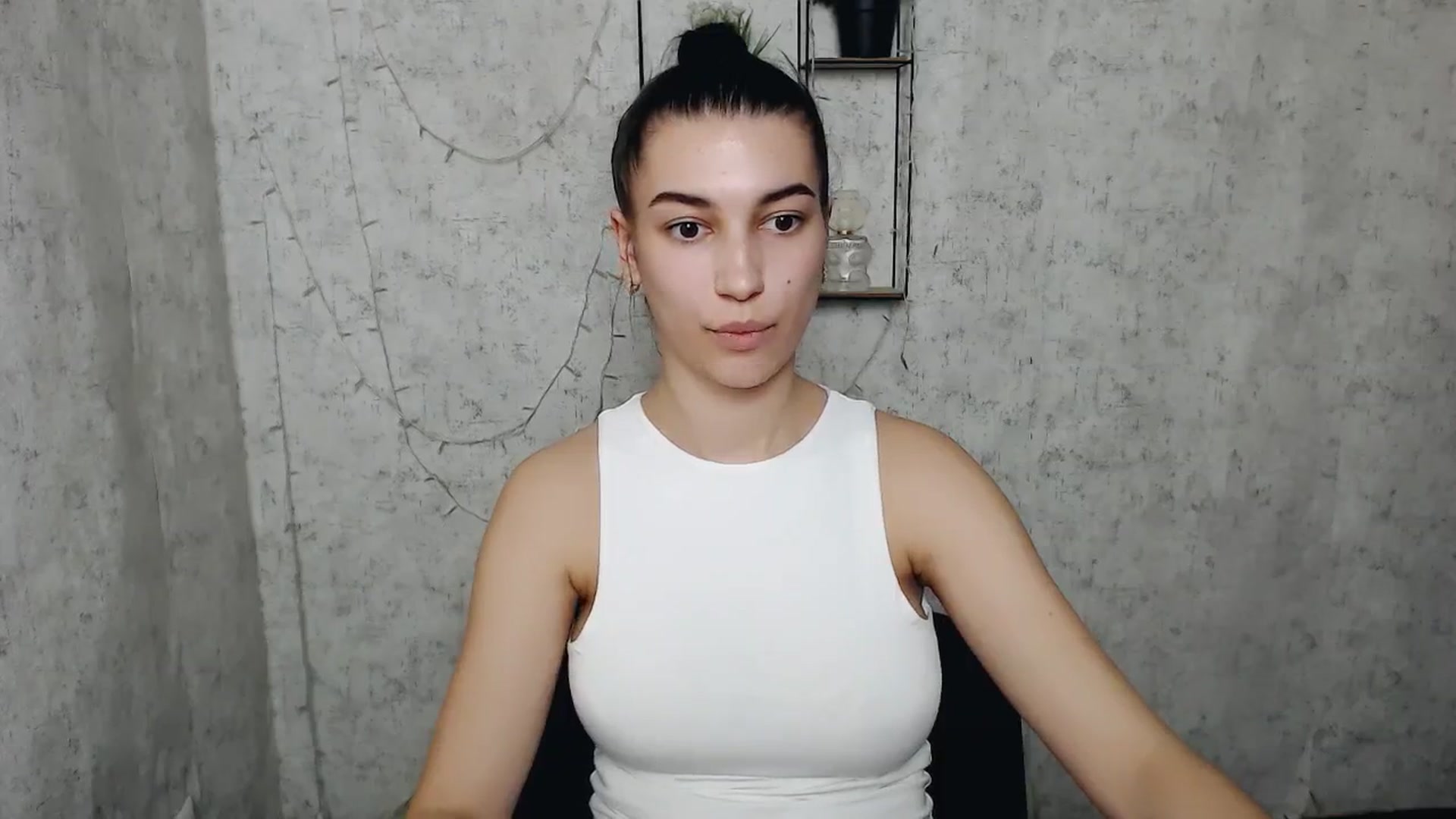 Gallery image thumbnail from PolaKim_'s myfreecams stream on, 04/01/2025, 10:59 image 13 of 20