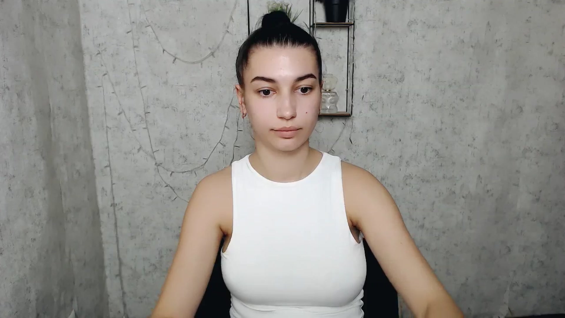 Gallery image thumbnail from PolaKim_'s myfreecams stream on, 04/01/2025, 10:59 image 15 of 20