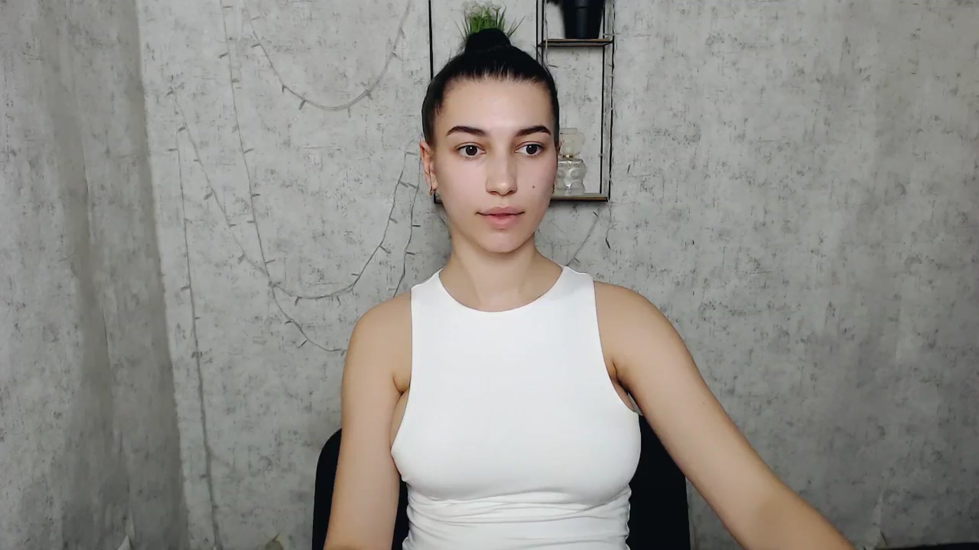 Gallery image thumbnail from PolaKim_'s myfreecams stream on, 04/01/2025, 10:59 image 19 of 20