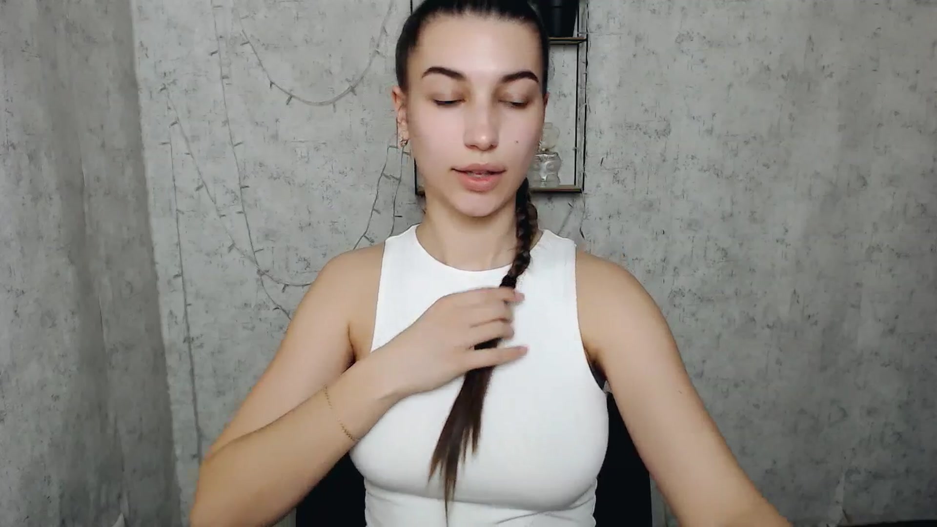 Gallery image thumbnail from PolaKim_'s myfreecams stream on, 04/01/2025, 10:59 image 6 of 20