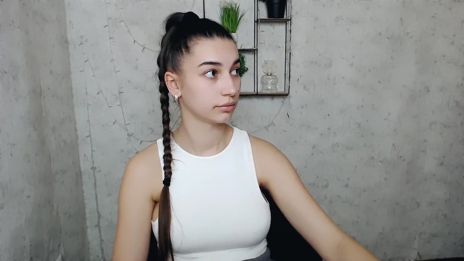 Gallery image thumbnail from PolaKim_'s myfreecams stream on, 04/01/2025, 13:05 image 3 of 20