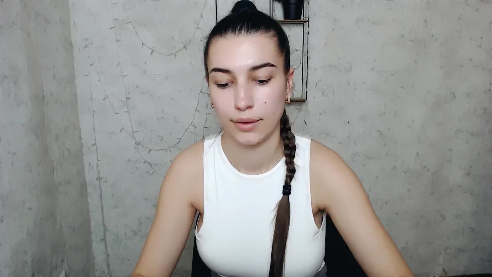 Gallery image thumbnail from PolaKim_'s myfreecams stream on, 04/01/2025, 13:05 image 20 of 20