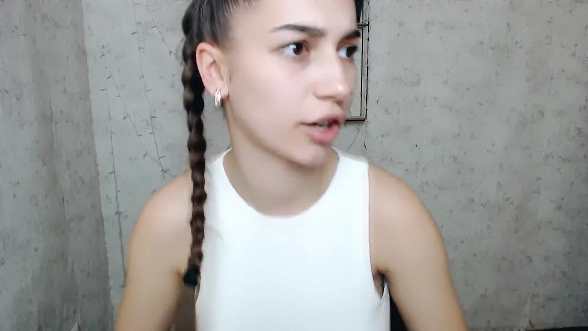 Gallery image thumbnail from PolaKim_'s myfreecams stream on, 04/01/2025, 13:05 image 7 of 20