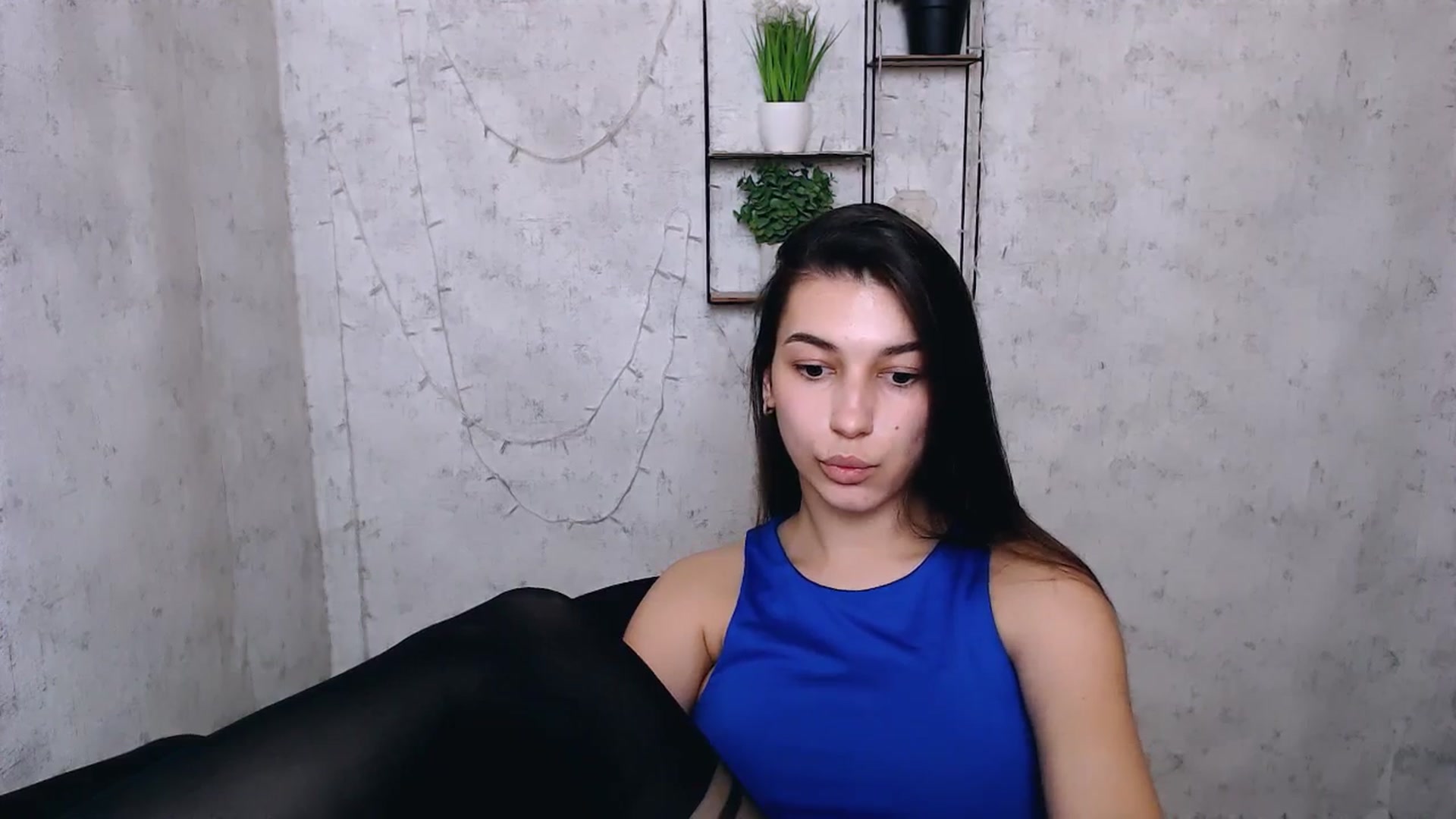 Gallery image thumbnail from PolaKim_'s myfreecams stream on, 04/02/2025, 11:52 image 10 of 20