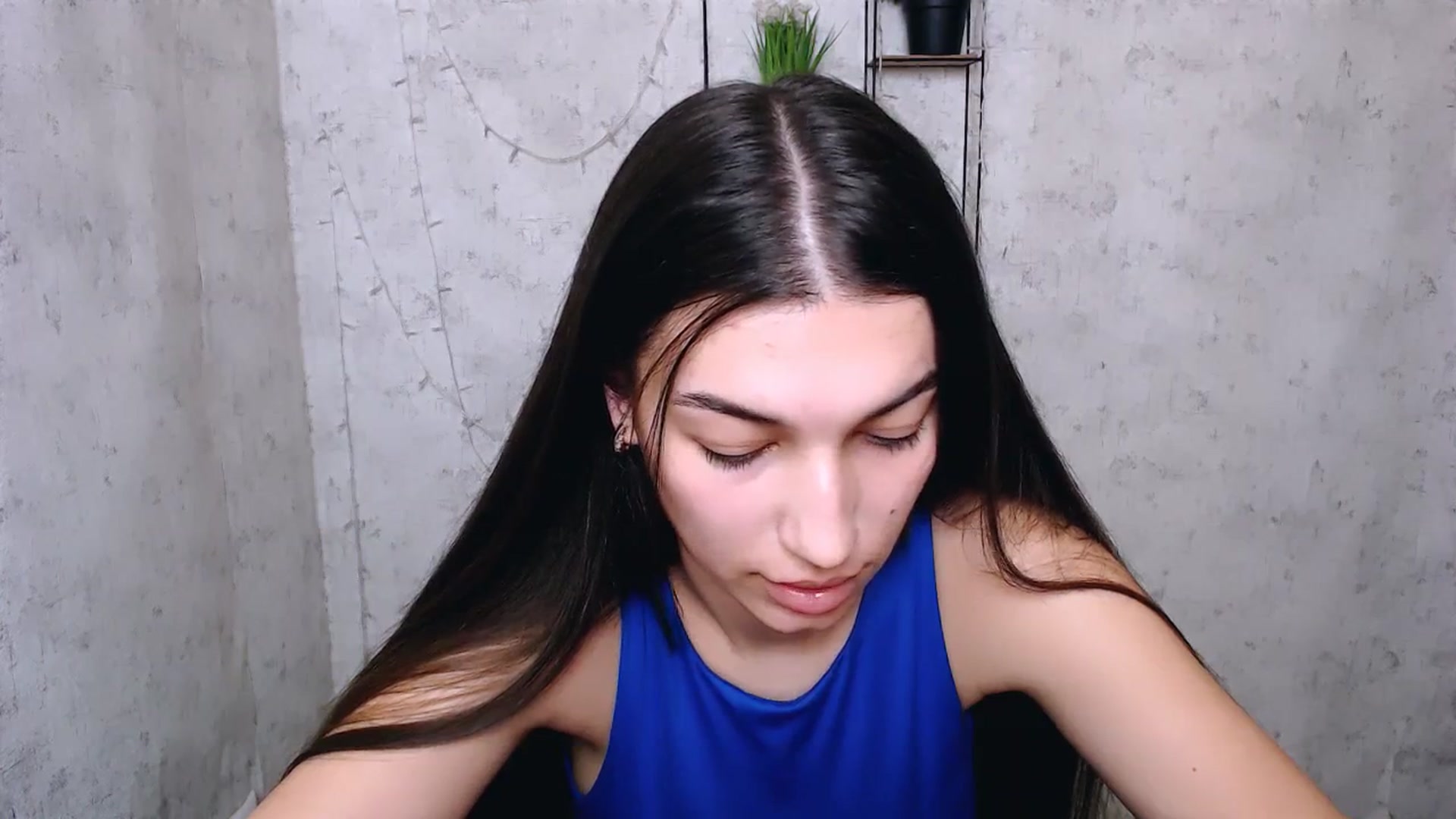 Gallery image thumbnail from PolaKim_'s myfreecams stream on, 04/02/2025, 11:52 image 17 of 20