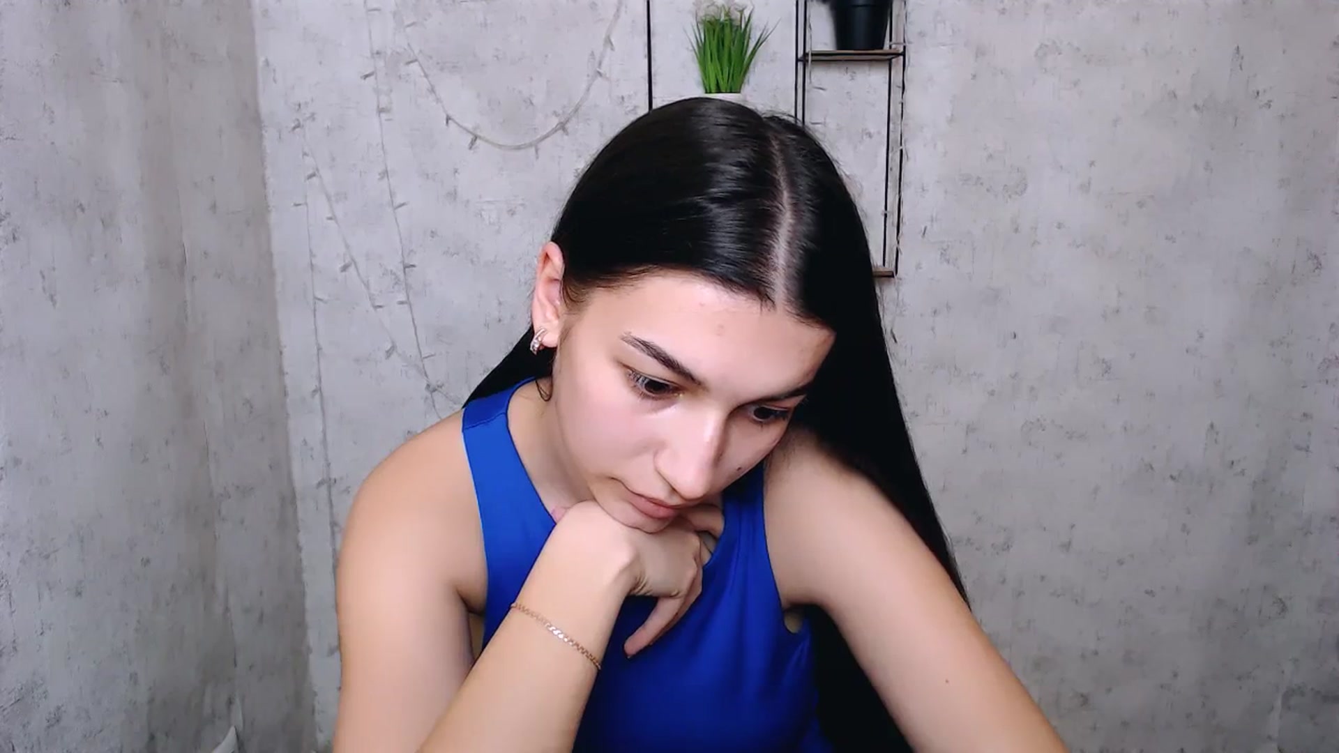 Gallery image thumbnail from PolaKim_'s myfreecams stream on, 04/02/2025, 11:52 image 14 of 20